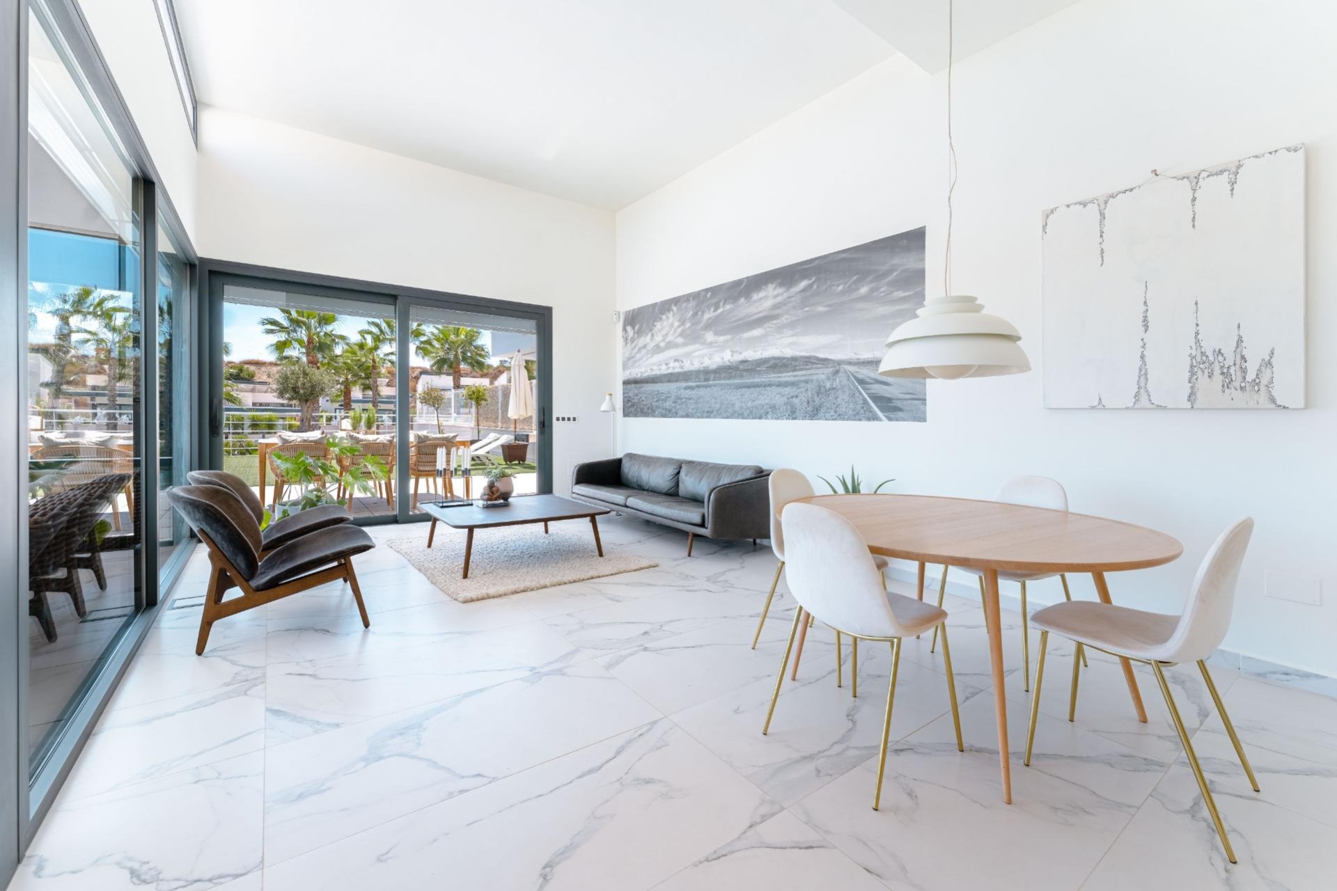 Reventa - Villa -
San Miguel de Salinas - Bellavista