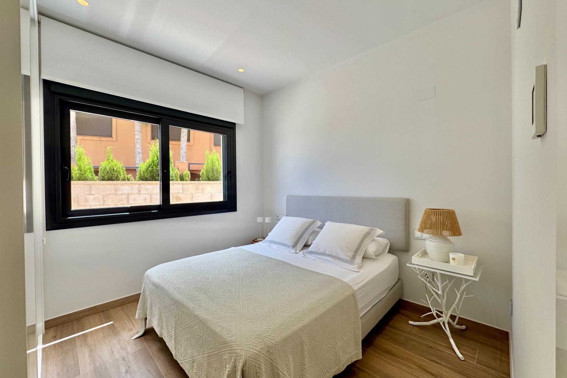 Reventa - Villa -
San Miguel de Salinas - Bellavista