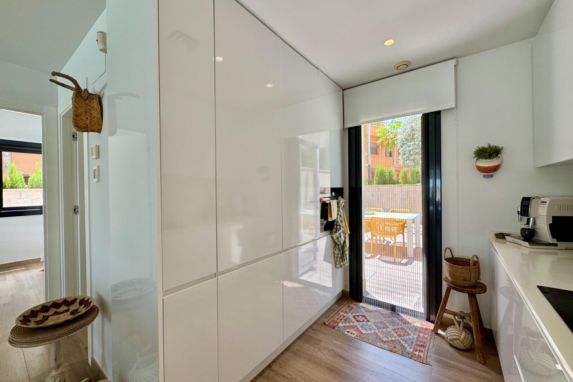 Reventa - Villa -
San Miguel de Salinas - Bellavista