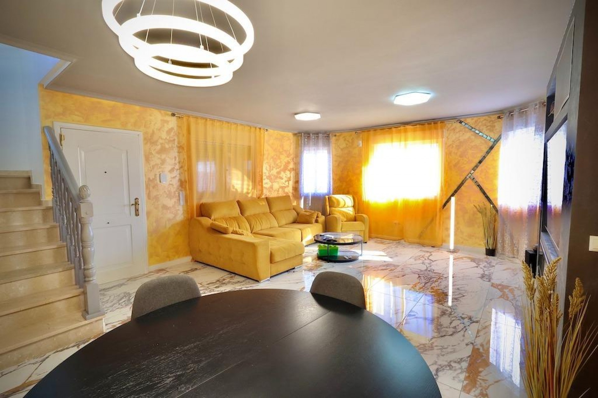 Reventa - Villa -
San Miguel de Salinas - Inland