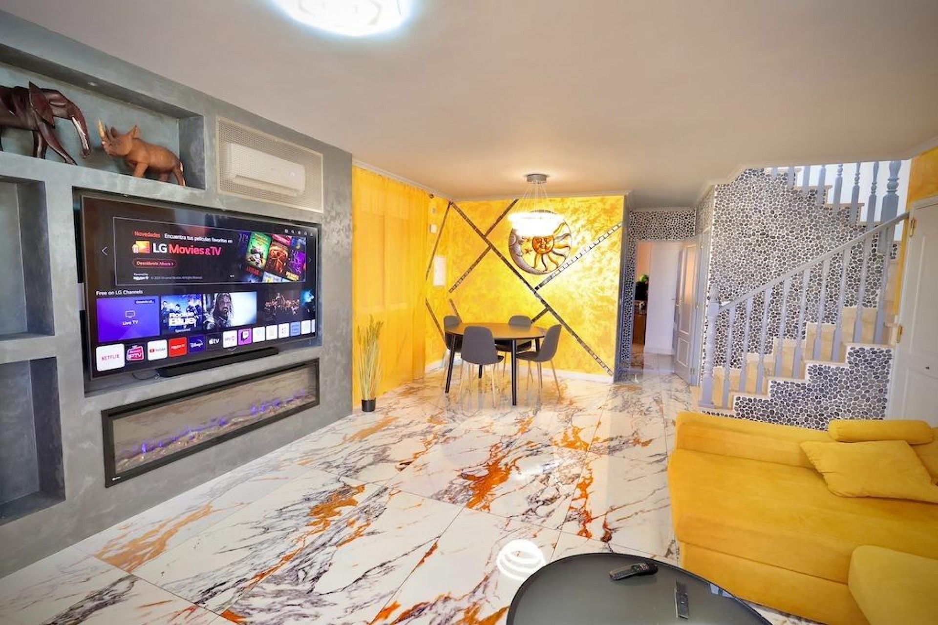 Reventa - Villa -
San Miguel de Salinas - Inland