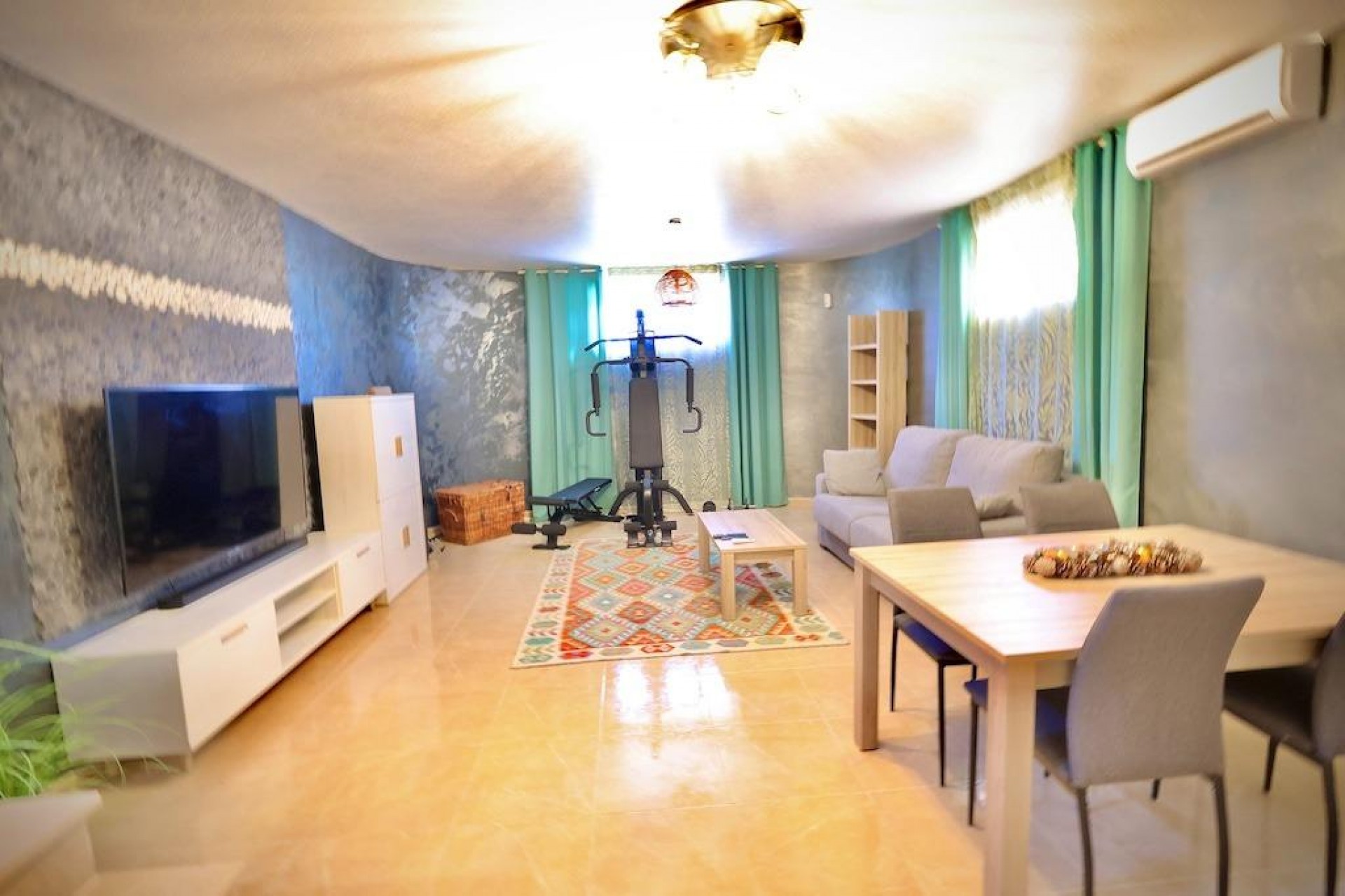 Reventa - Villa -
San Miguel de Salinas - Inland