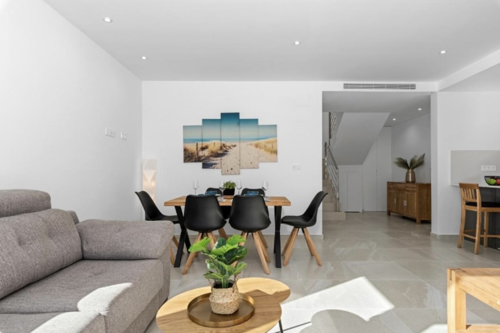 Reventa - Villa -
San Miguel de Salinas - Inland