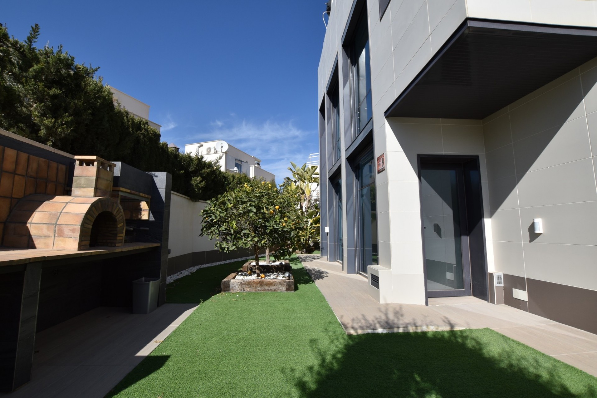 Reventa - Villa -
San Miguel de Salinas - Inland