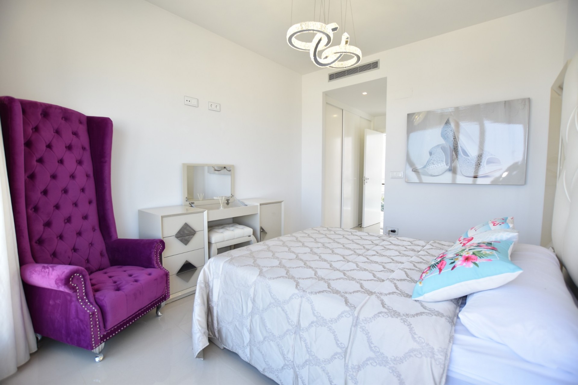 Reventa - Villa -
San Miguel de Salinas - Inland