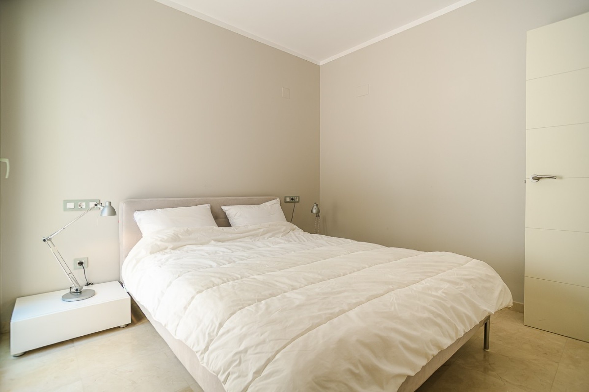 Reventa - Villa -
San Miguel de Salinas - Inland