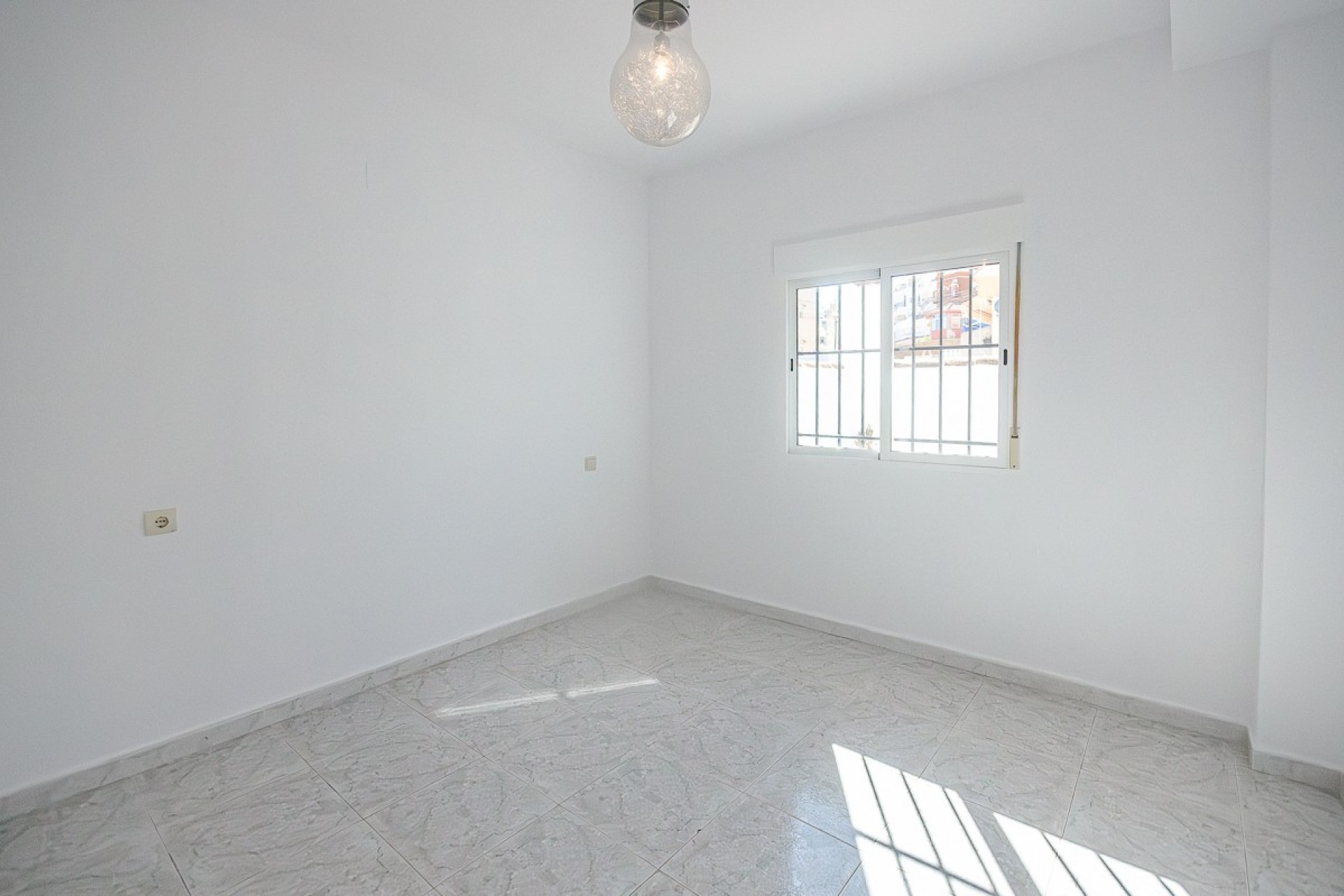 Reventa - Villa -
San Miguel de Salinas - Inland