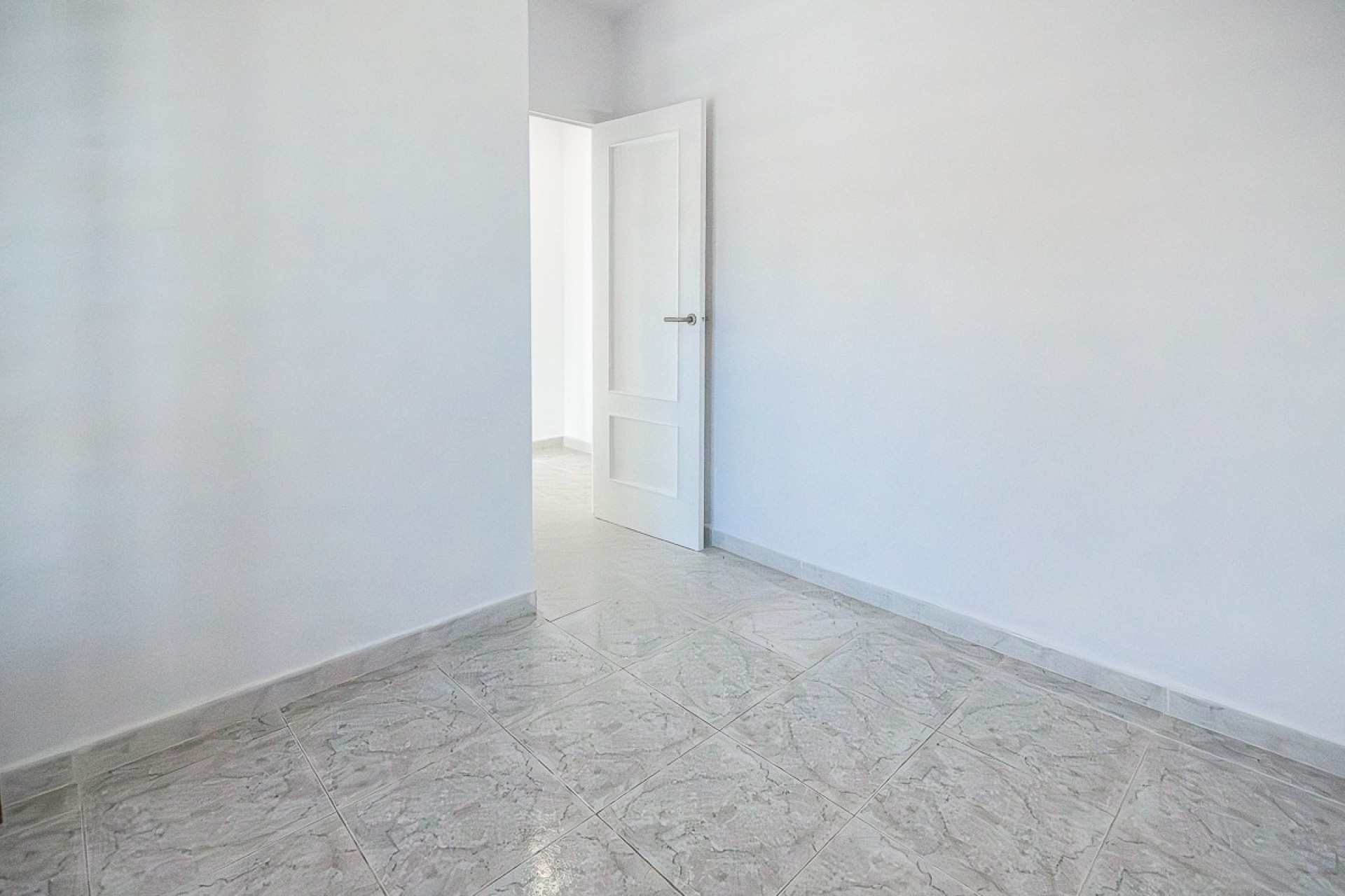 Reventa - Villa -
San Miguel de Salinas - Inland