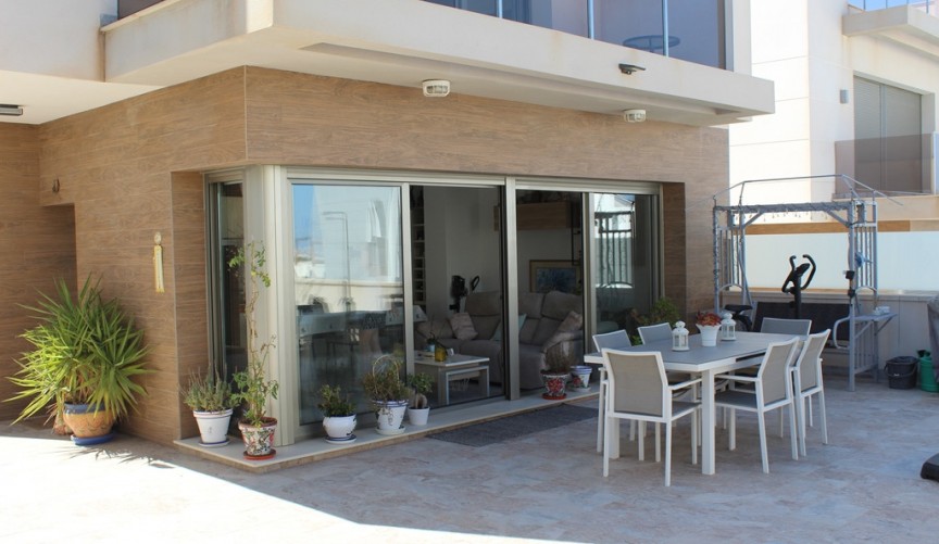 Reventa - Villa -
San Miguel de Salinas - Inland