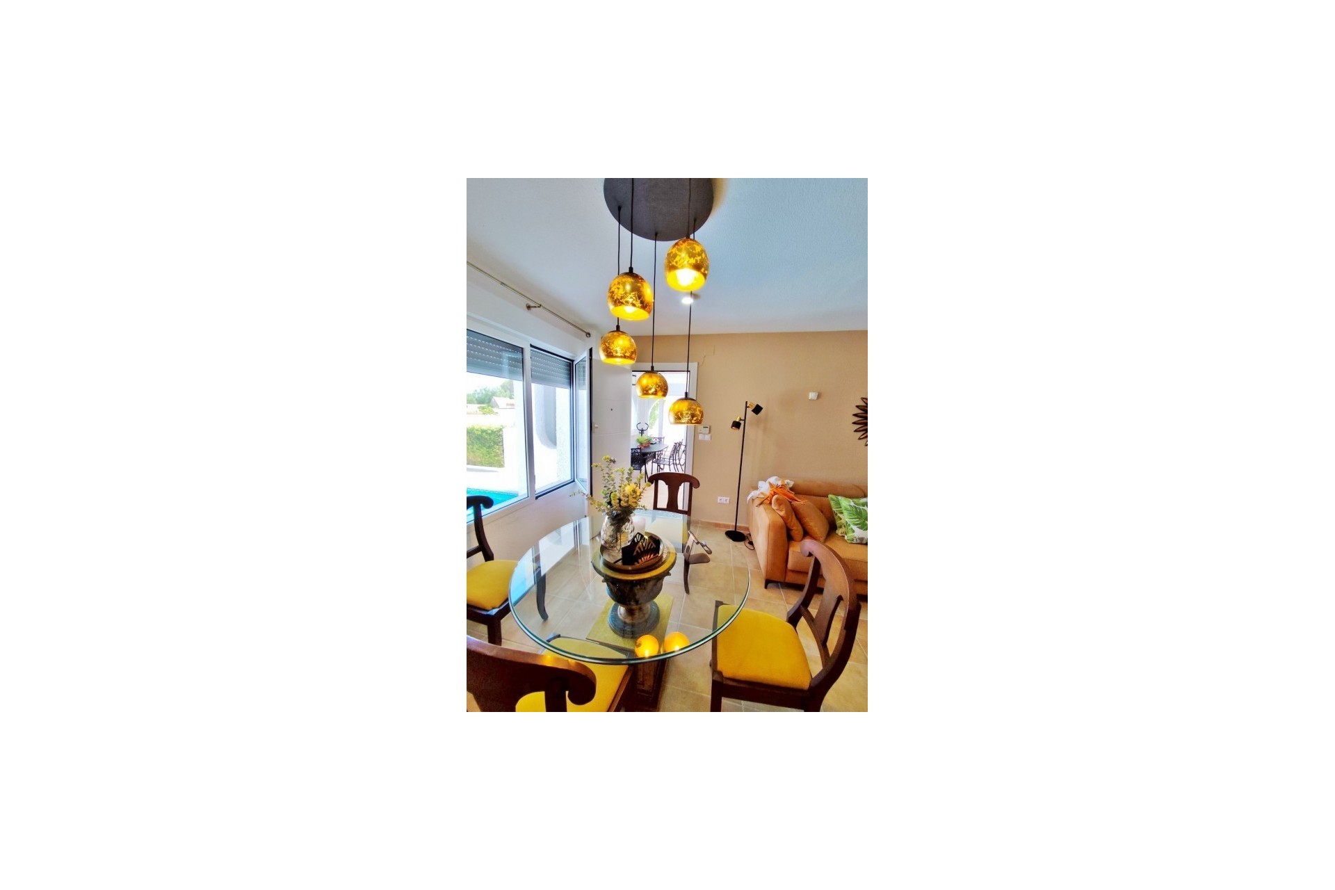 Reventa - Villa -
San Miguel de Salinas - Inland