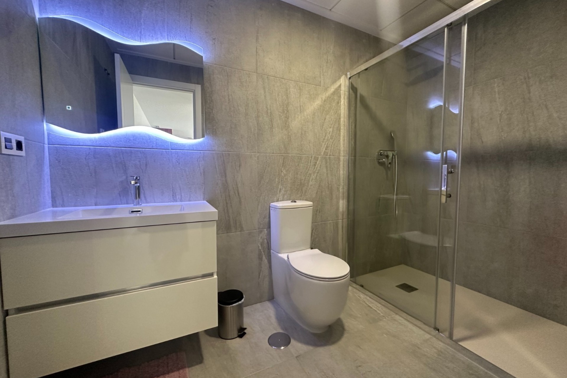 Reventa - Villa -
San Miguel de Salinas - Inland