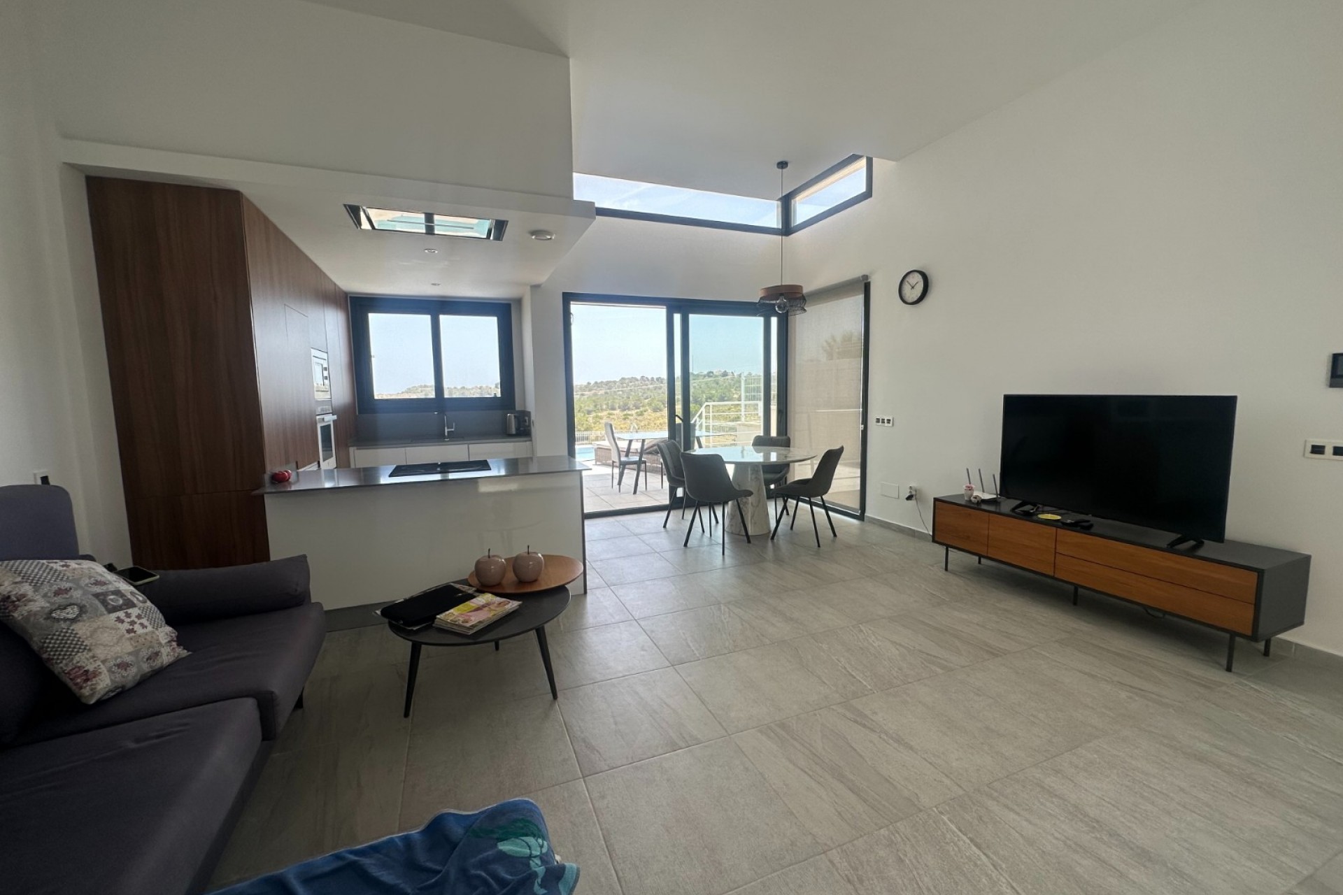 Reventa - Villa -
San Miguel de Salinas - Inland