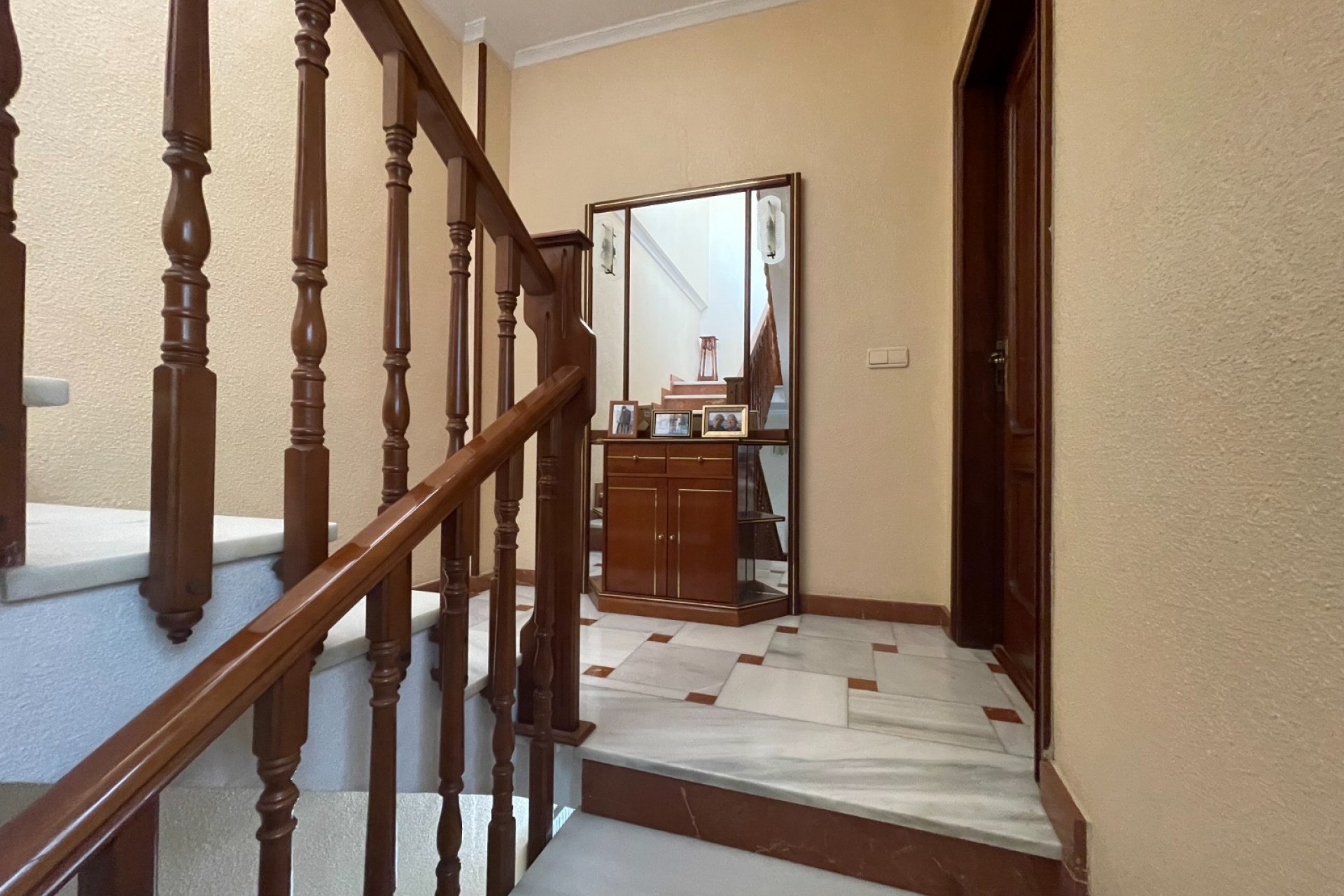 Reventa - Villa -
San Miguel de Salinas - Inland