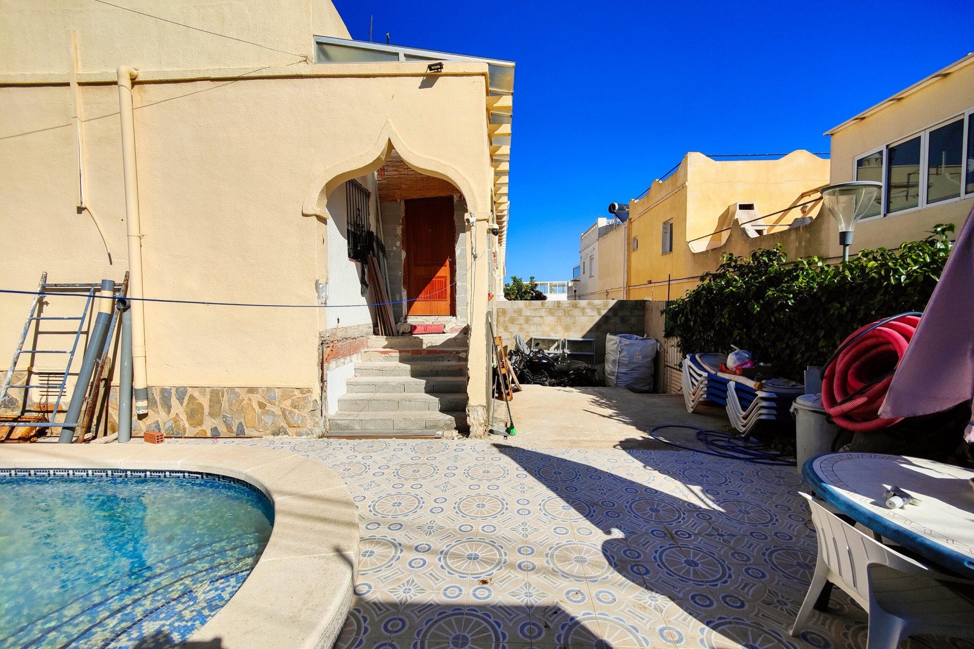 Reventa - Villa -
San Miguel de Salinas - Inland