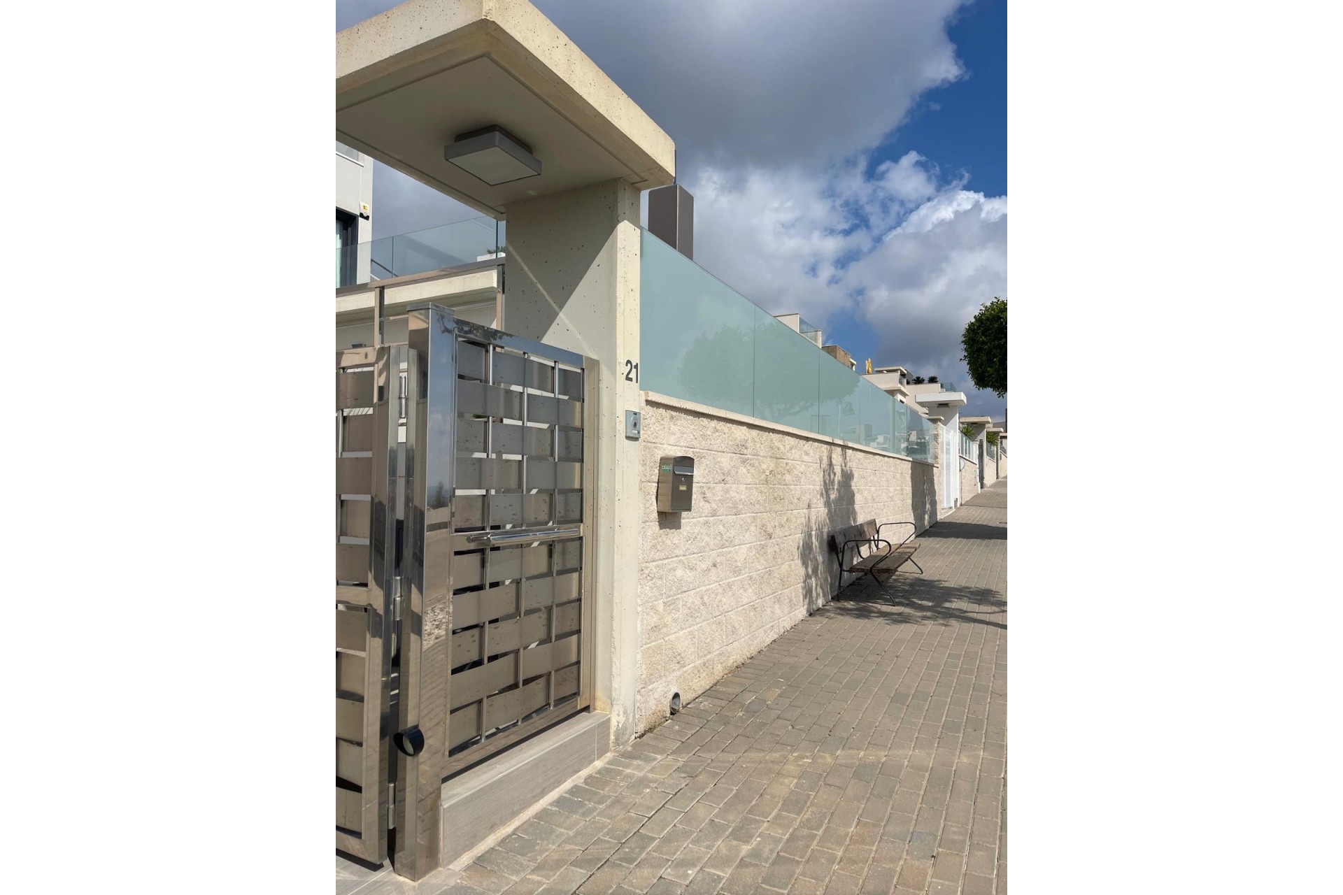 Reventa - Villa -
San Miguel de Salinas - Inland