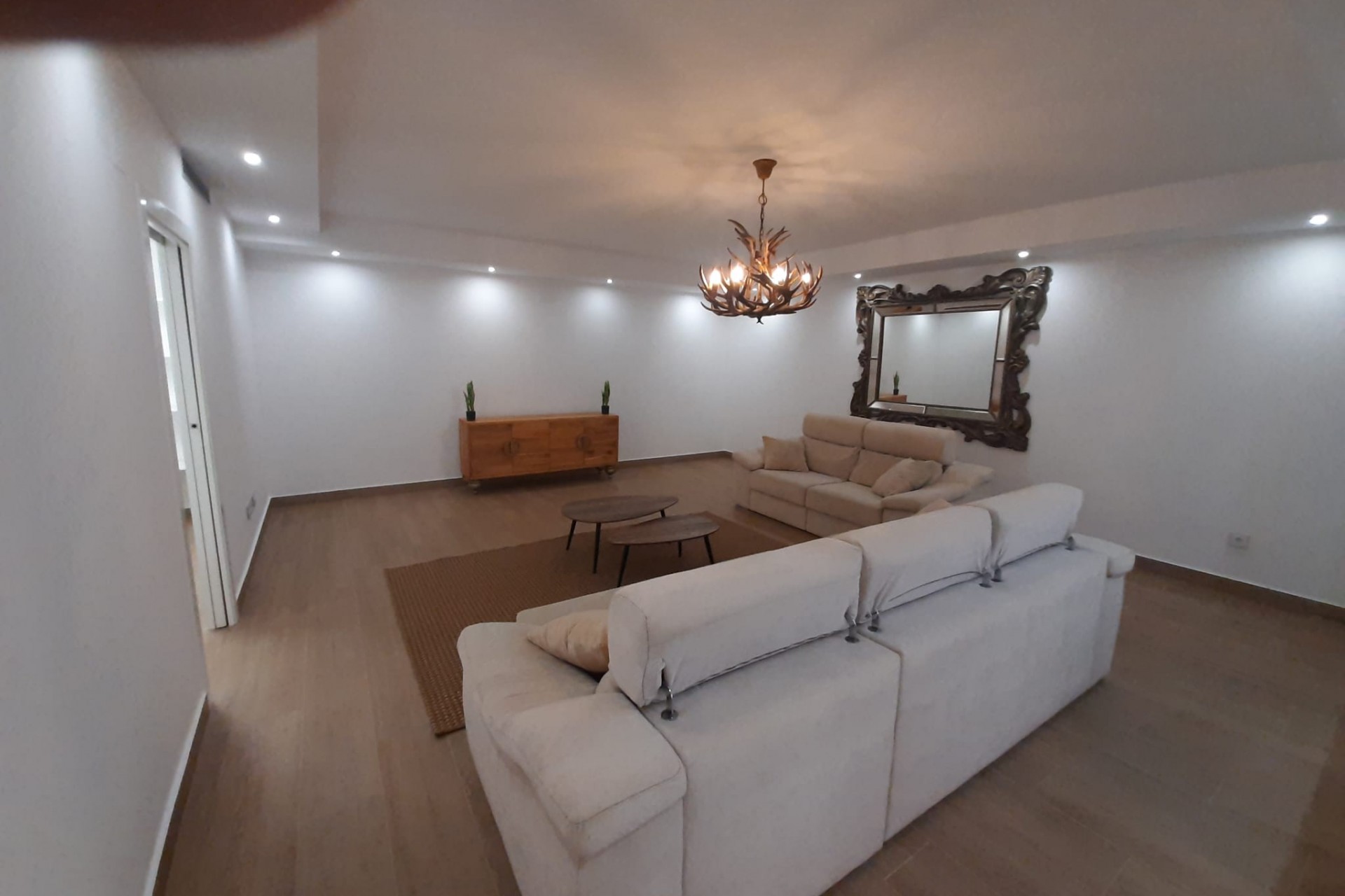 Reventa - Villa -
San Miguel de Salinas - Inland