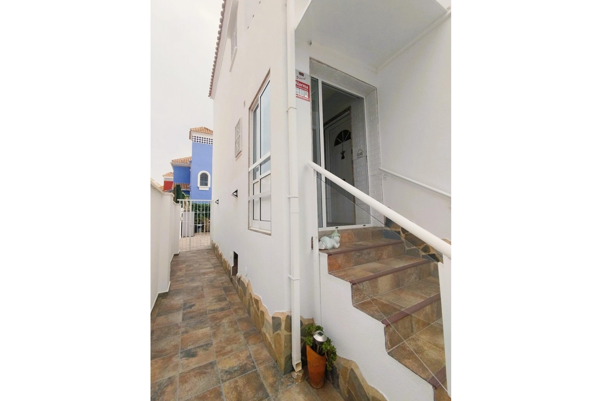 Reventa - Villa -
San Miguel de Salinas - Inland