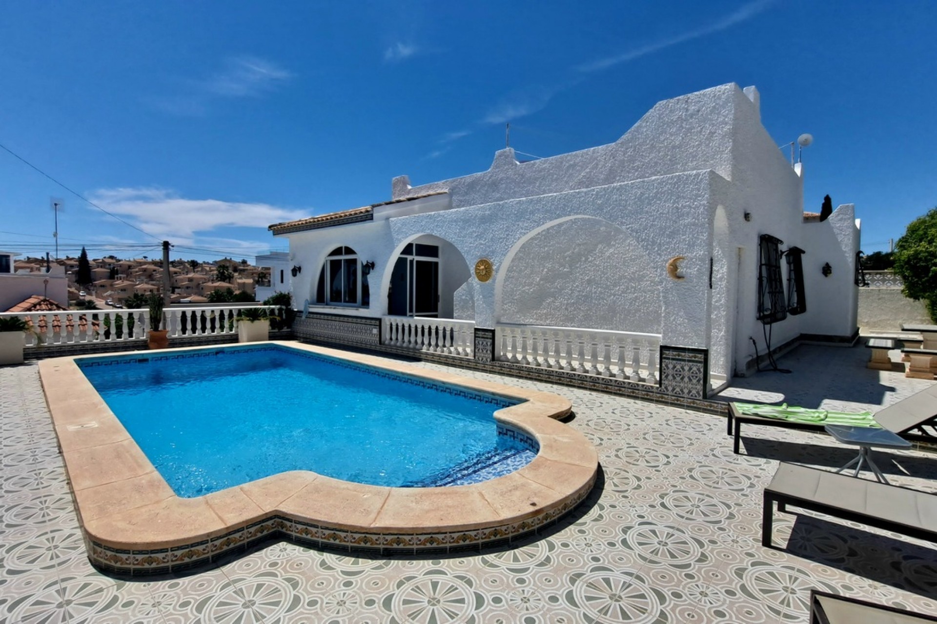 Reventa - Villa -
San Miguel de Salinas - Inland