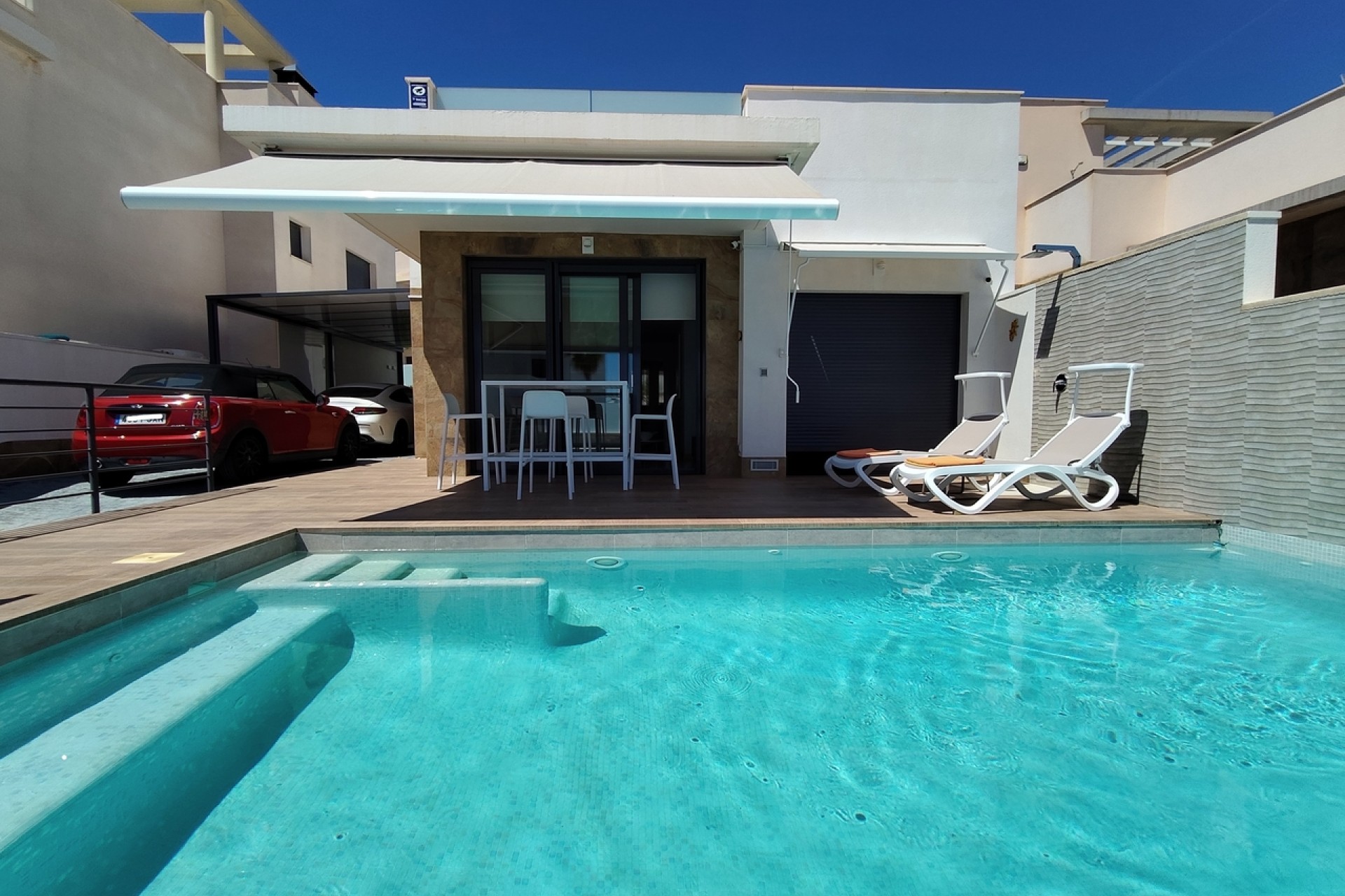 Reventa - Villa -
San Miguel de Salinas - Inland