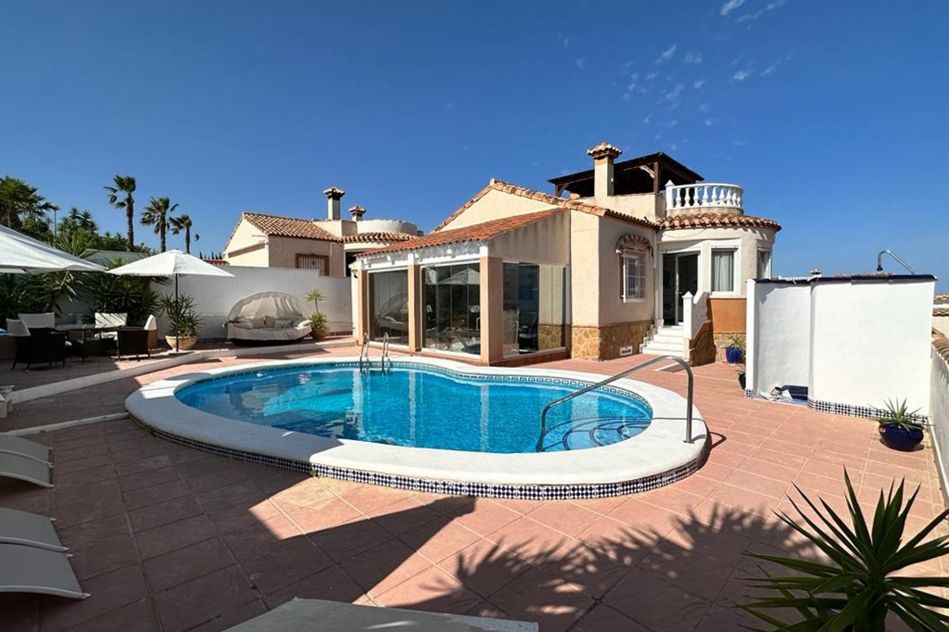 Reventa - Villa -
San Miguel de Salinas - Inland