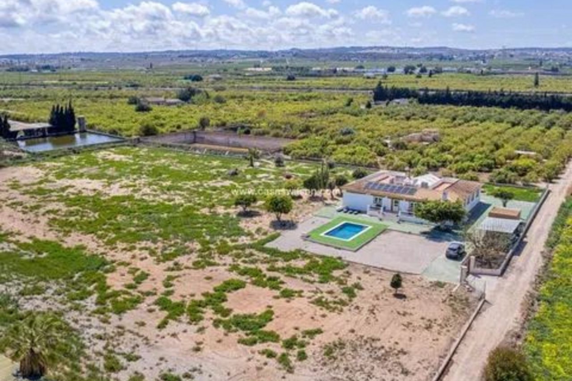 Reventa - Villa -
San Miguel de Salinas - Inland