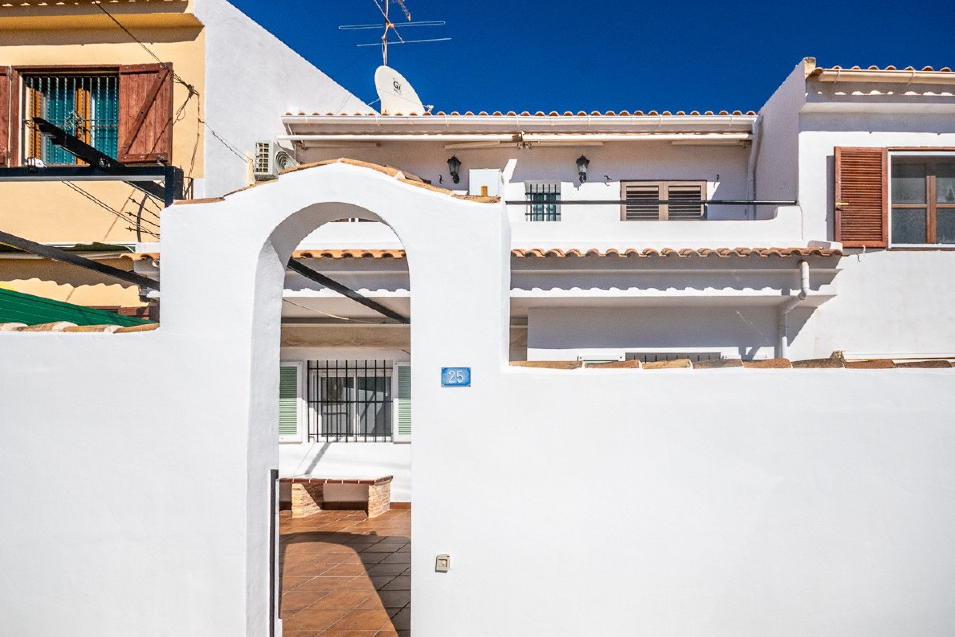 Reventa - Villa -
San Miguel de Salinas - Inland