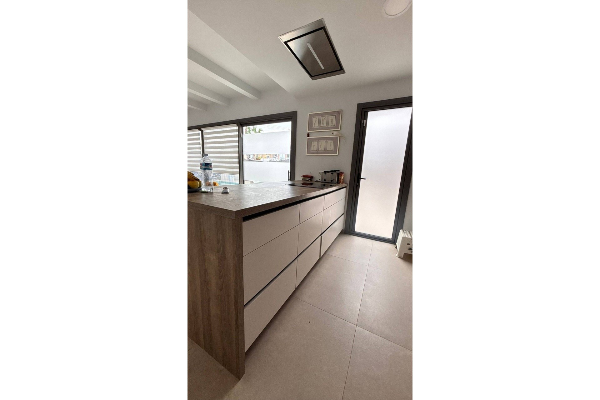 Reventa - Villa -
San Miguel de Salinas - Urbanizacion Blue Lagoon