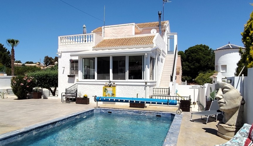 Reventa - Villa -
San Miguel / Vistabella Golf - Inland
