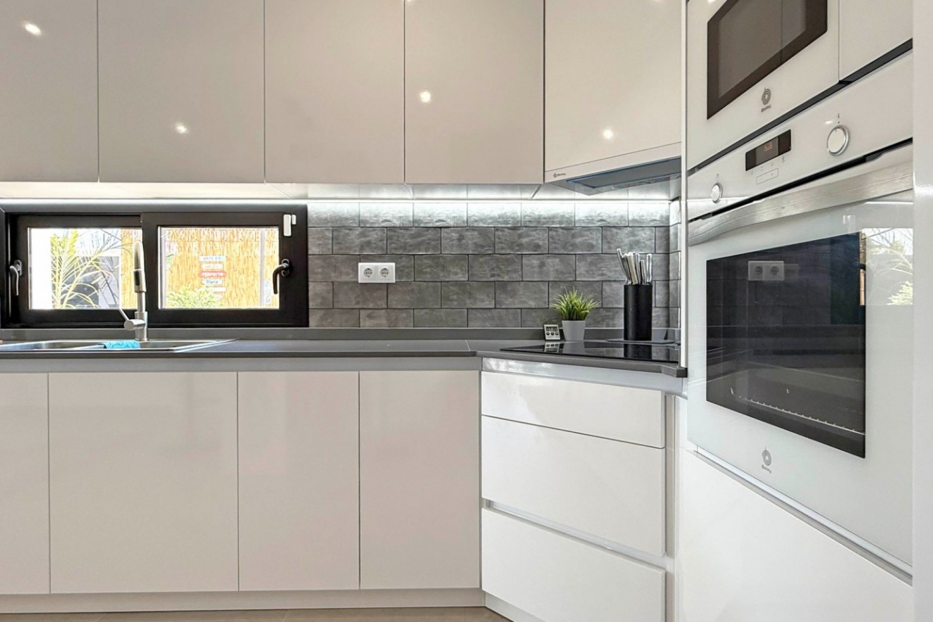 Reventa - Villa -
San Pedro del Pinatar - Costa Calida