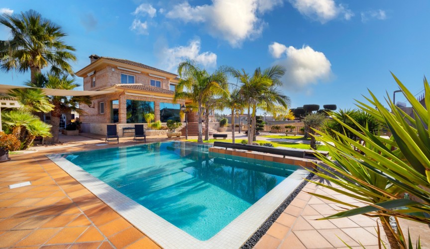 Reventa - Villa -
San Vicente del Raspeig - Inland