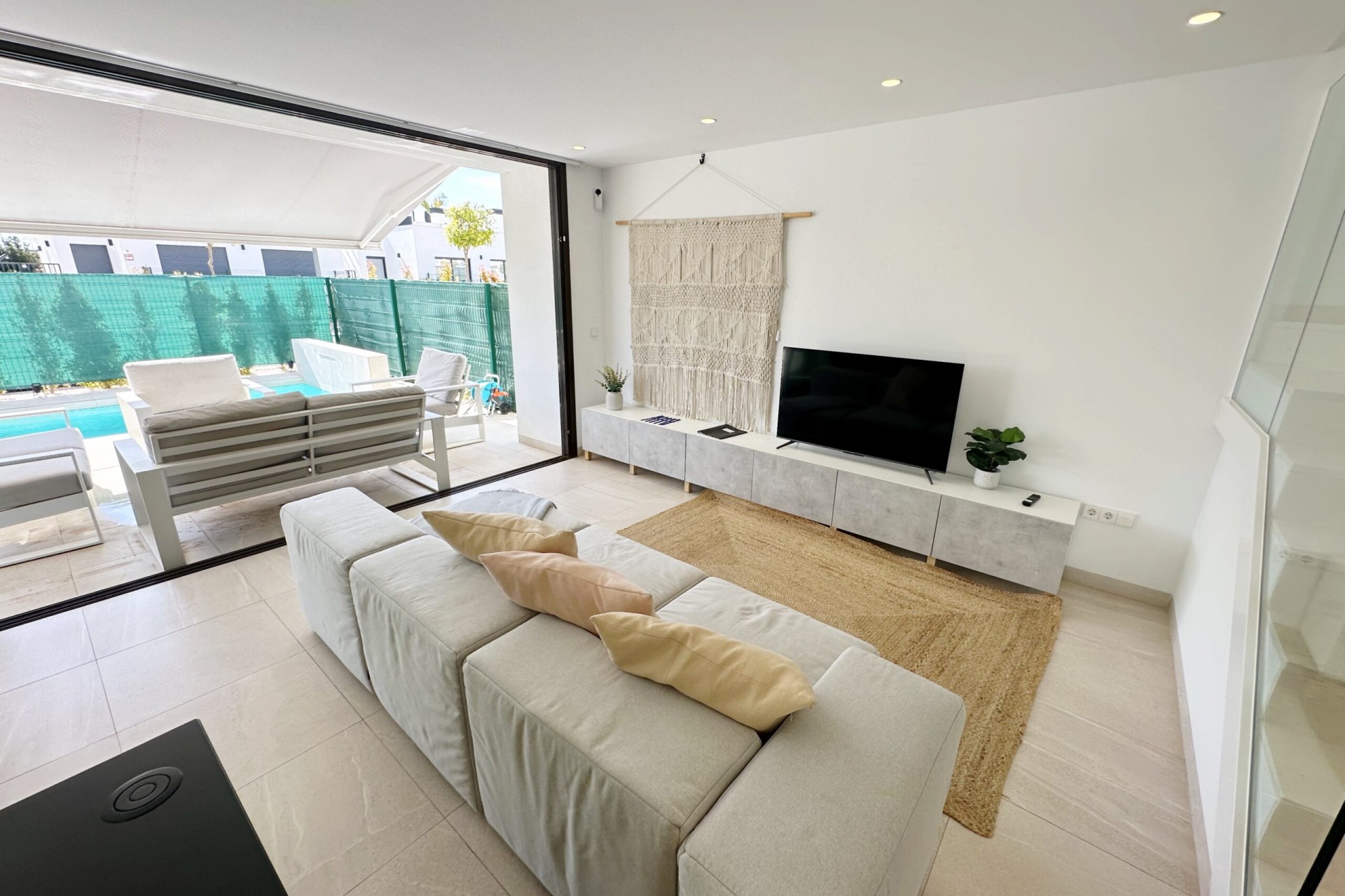 Reventa - Villa -
Santa Rosalia Resort - Inland