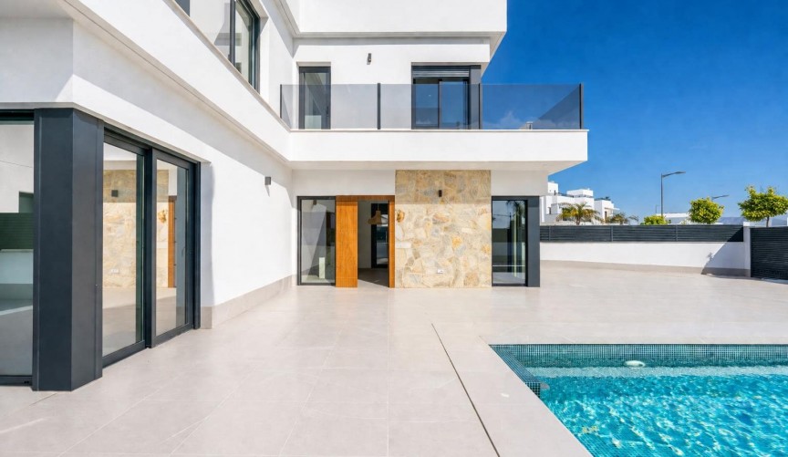 Reventa - Villa -
Santa Rosalia Resort - Inland