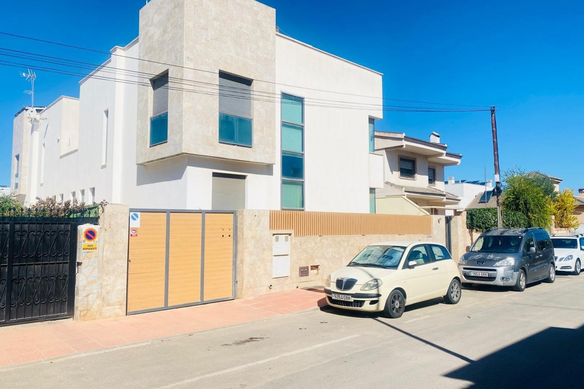 Reventa - Villa -
Santiago de la Ribera - San Blas