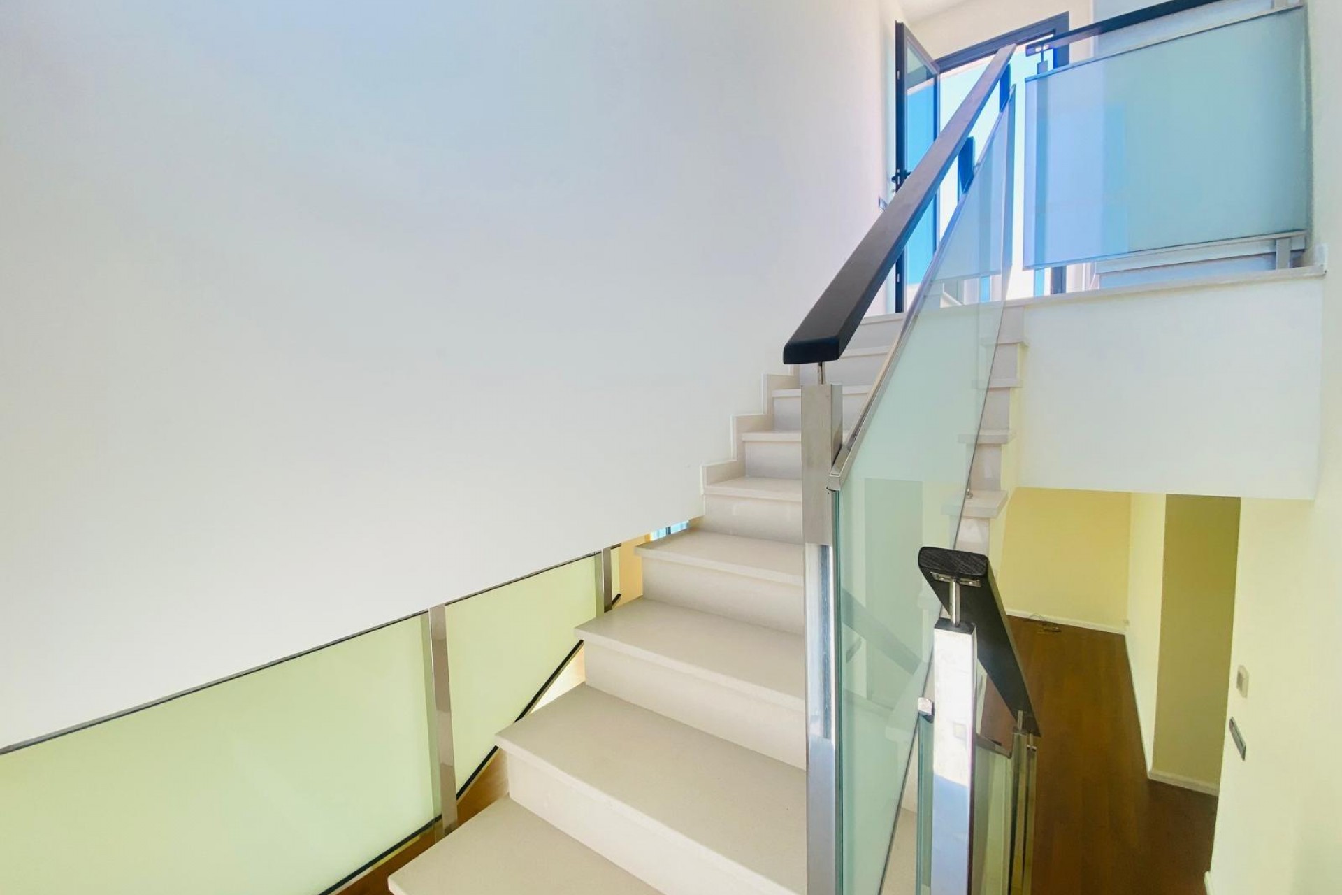 Reventa - Villa -
Santiago de la Ribera - San Blas