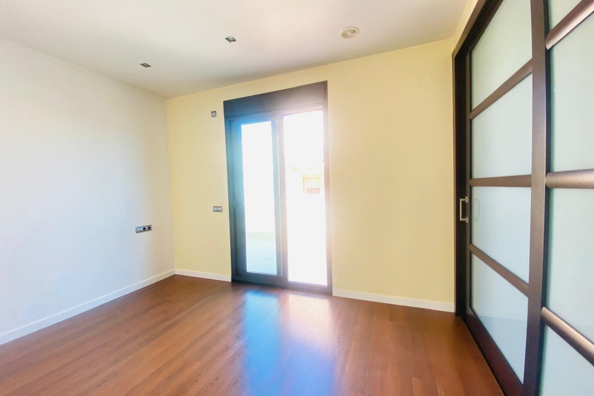 Reventa - Villa -
Santiago de la Ribera - San Blas