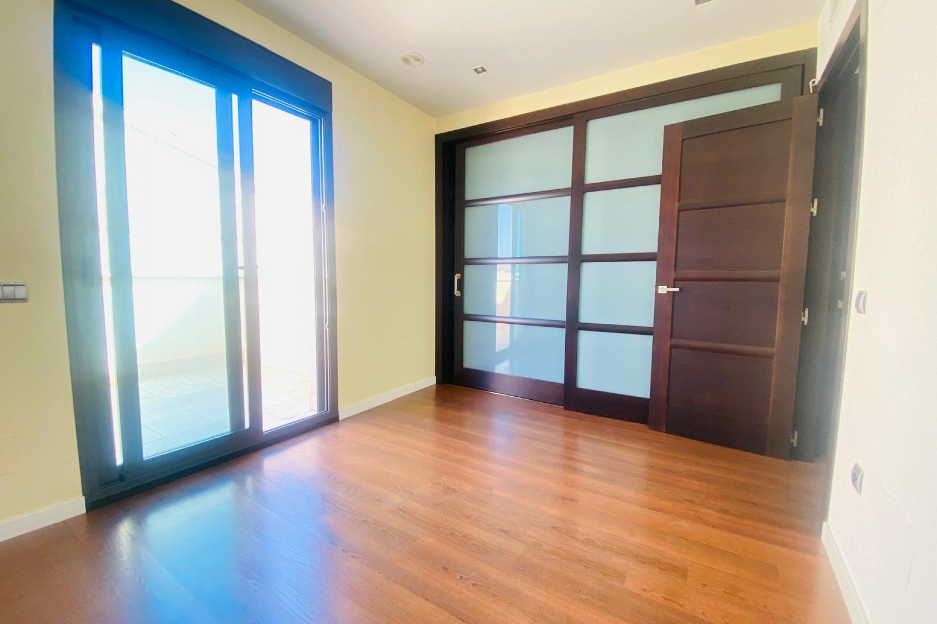 Reventa - Villa -
Santiago de la Ribera - San Blas