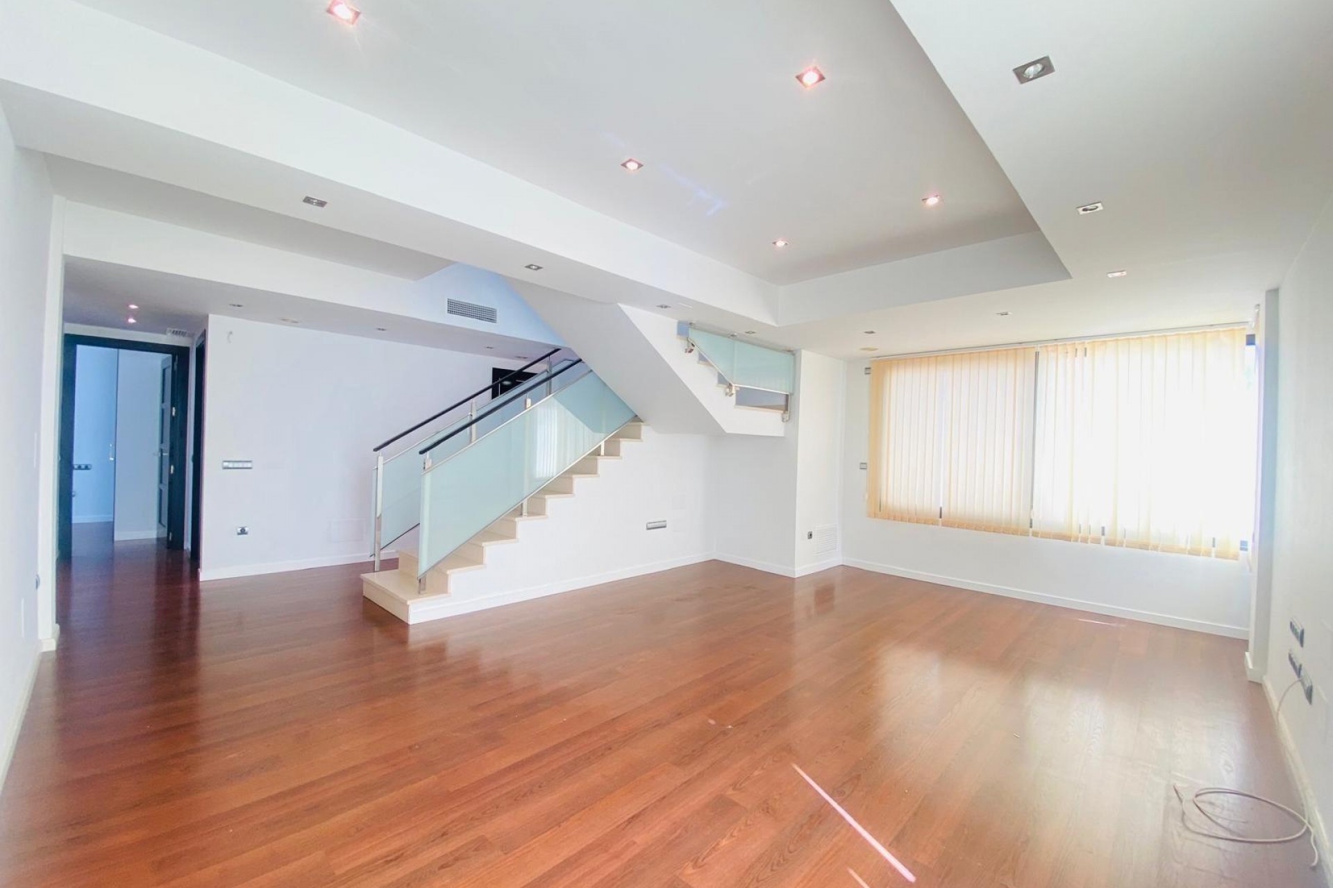 Reventa - Villa -
Santiago de la Ribera - San Blas