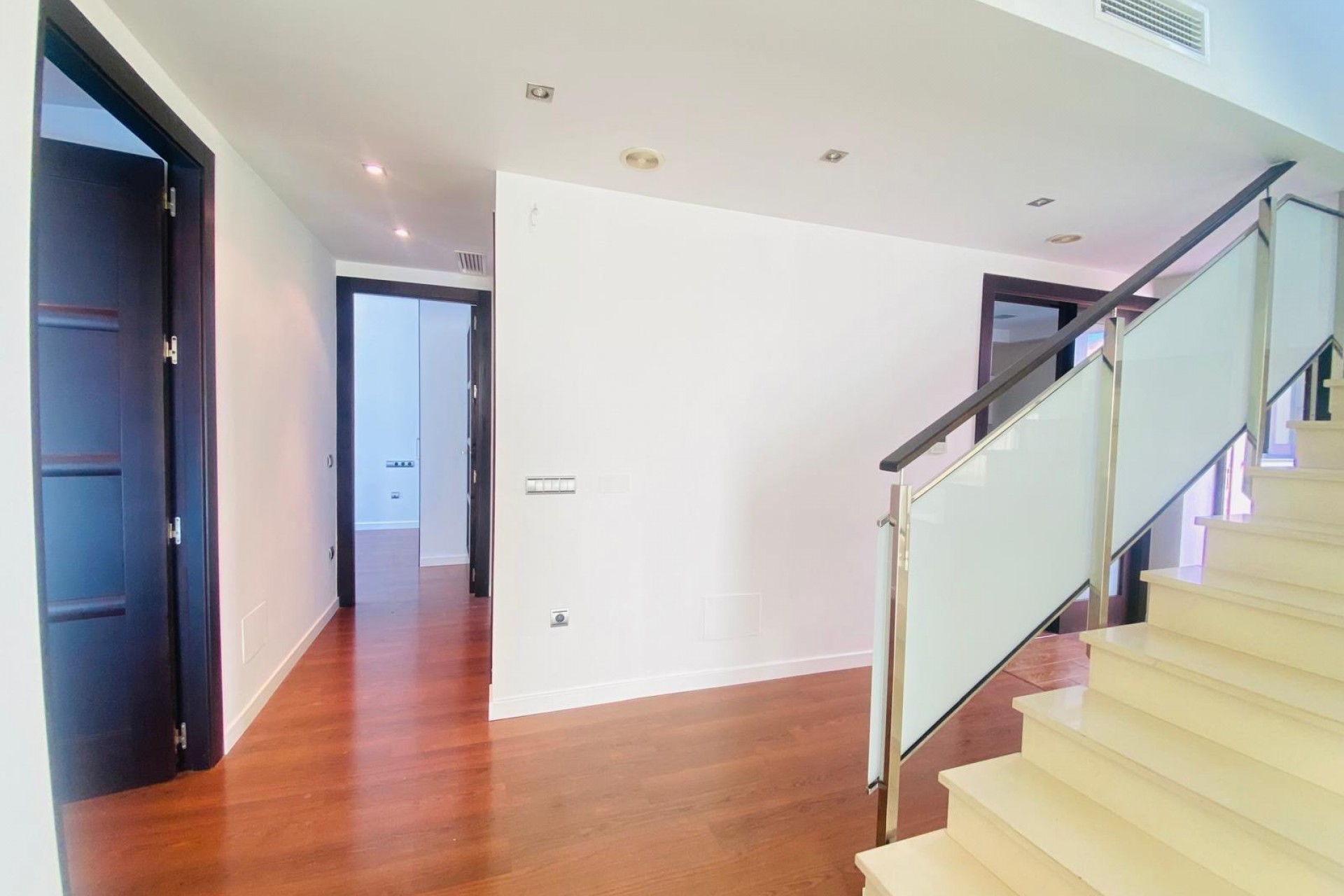 Reventa - Villa -
Santiago de la Ribera - San Blas