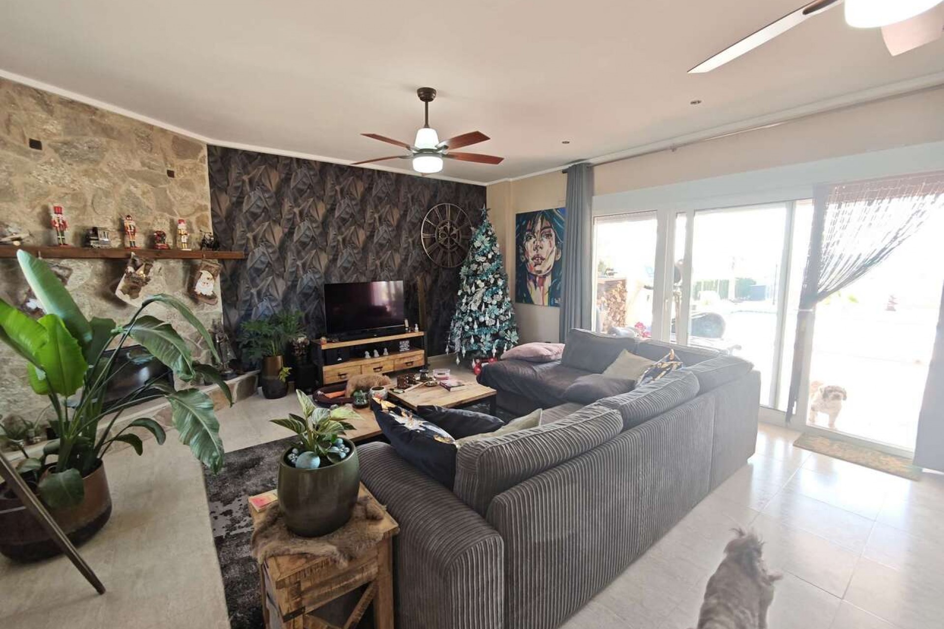 Reventa - Villa -
Sax - Inland