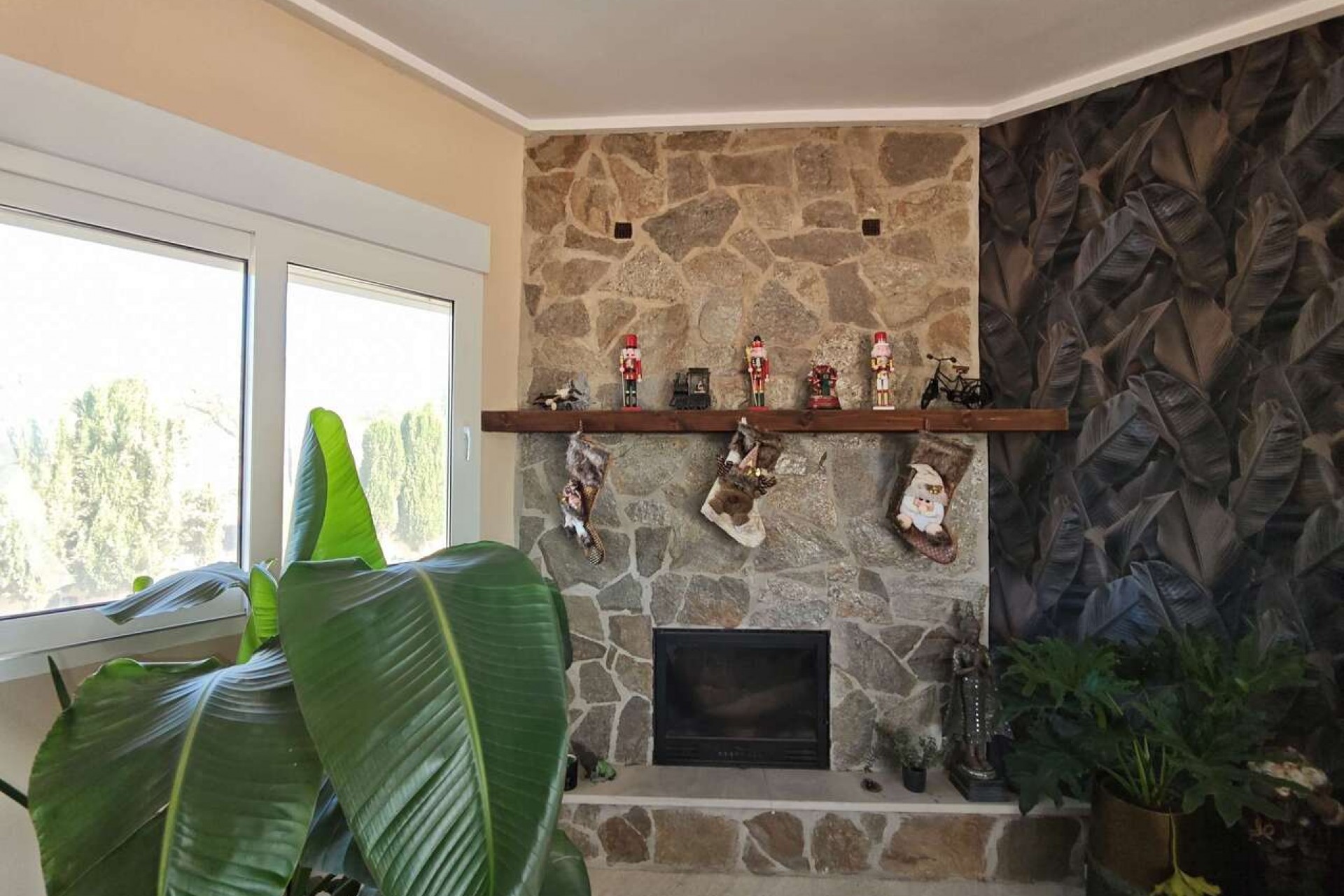 Reventa - Villa -
Sax - Inland