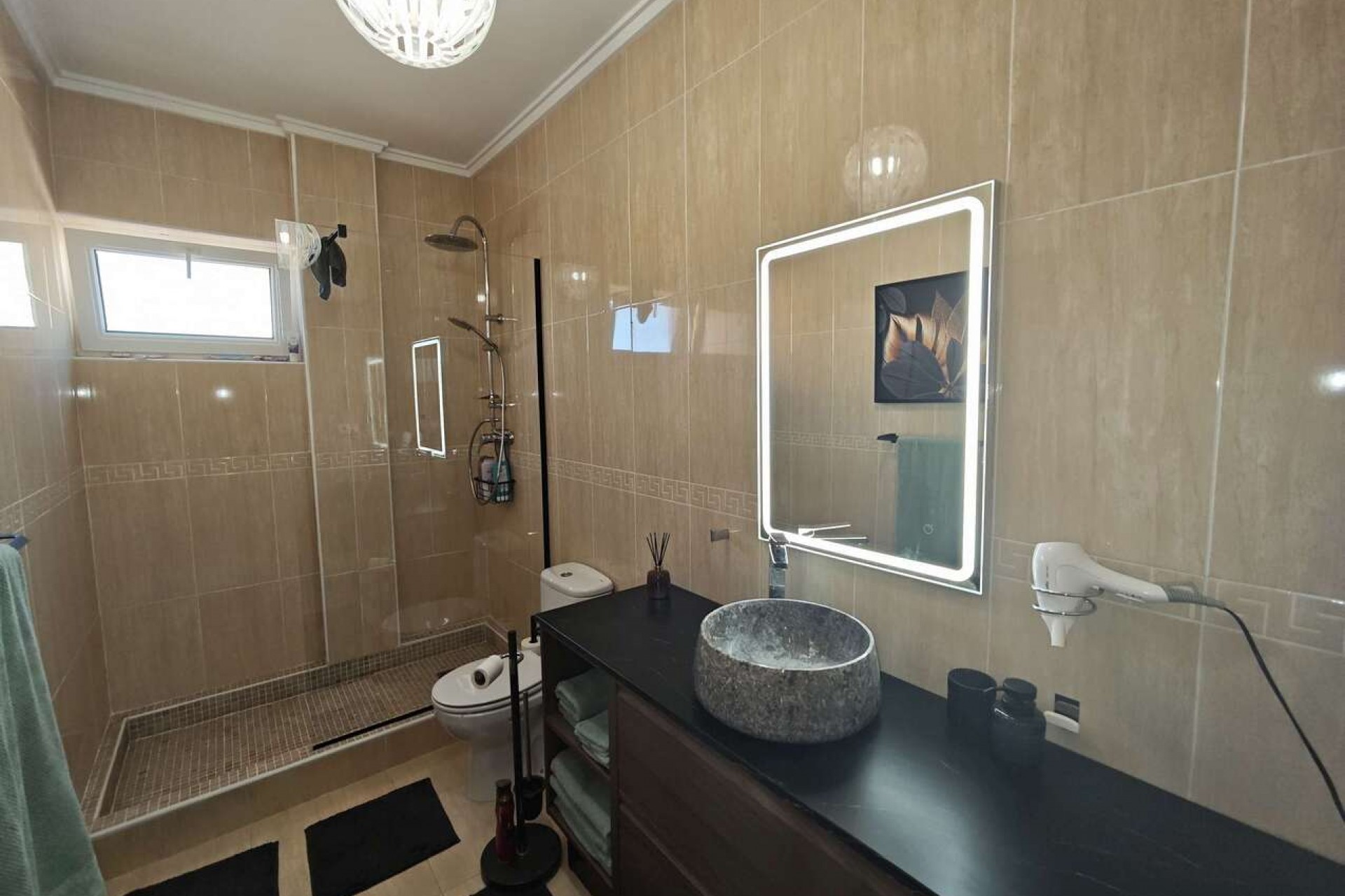 Reventa - Villa -
Sax - Inland