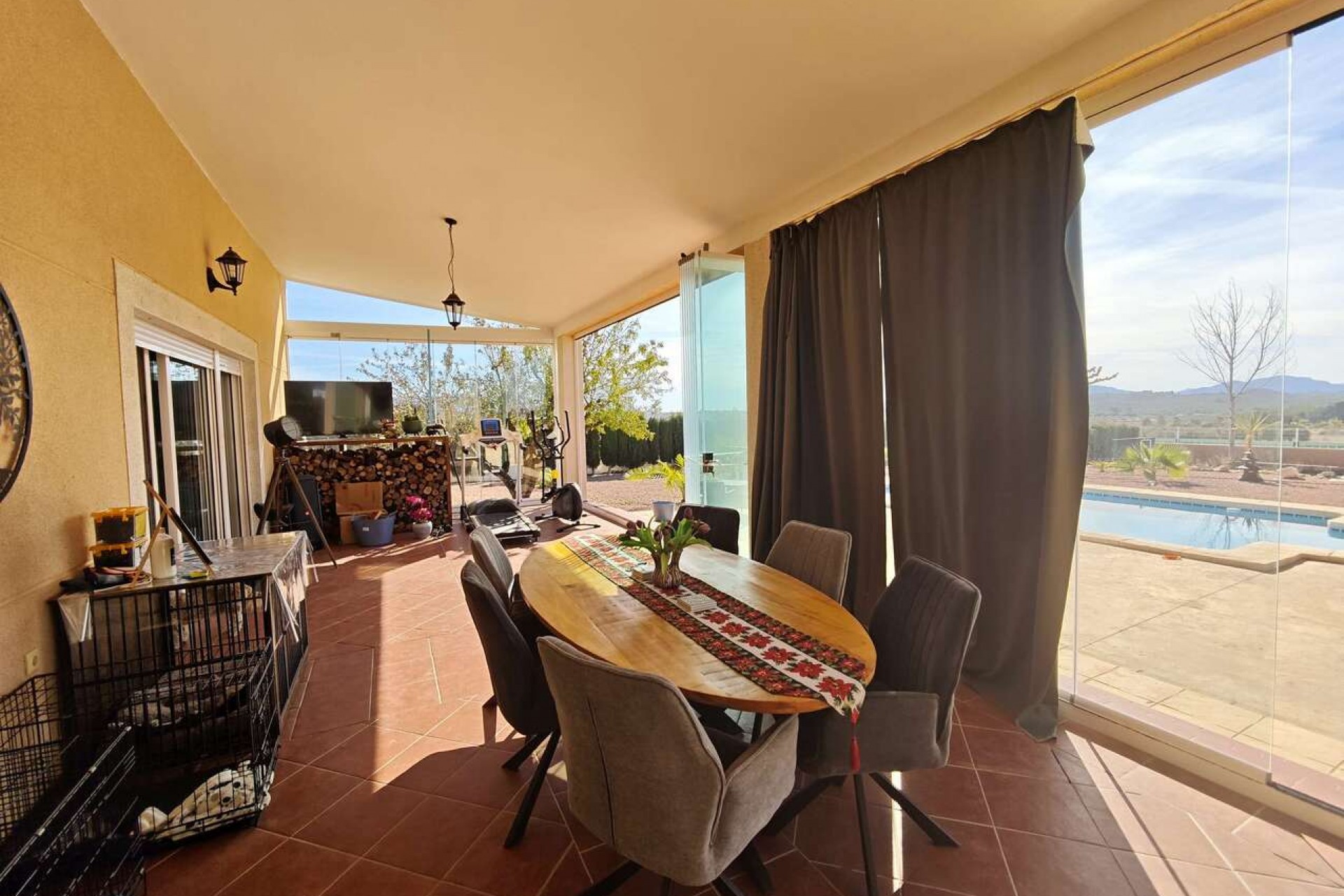 Reventa - Villa -
Sax - Inland