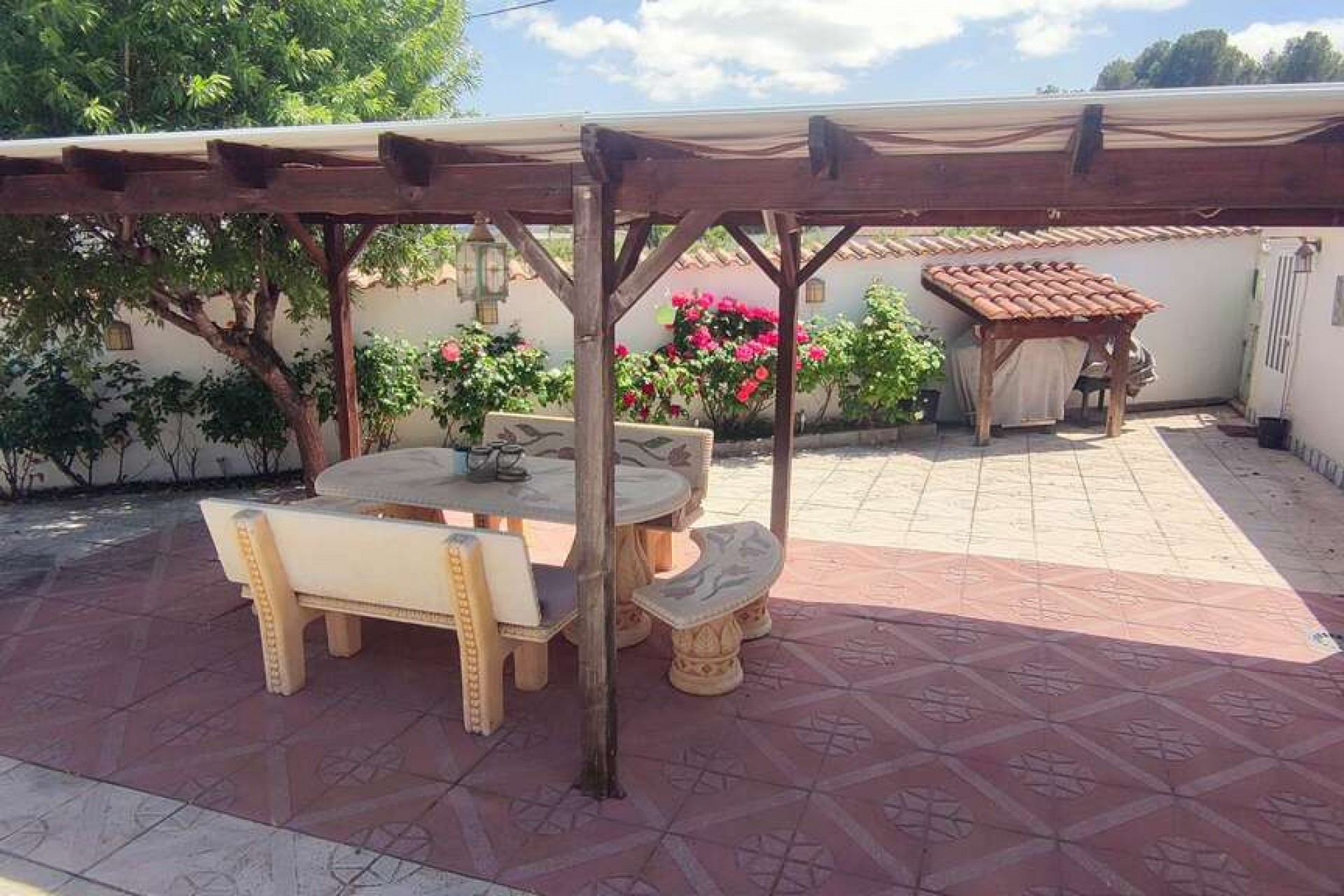 Reventa - Villa -
Sax - Inland