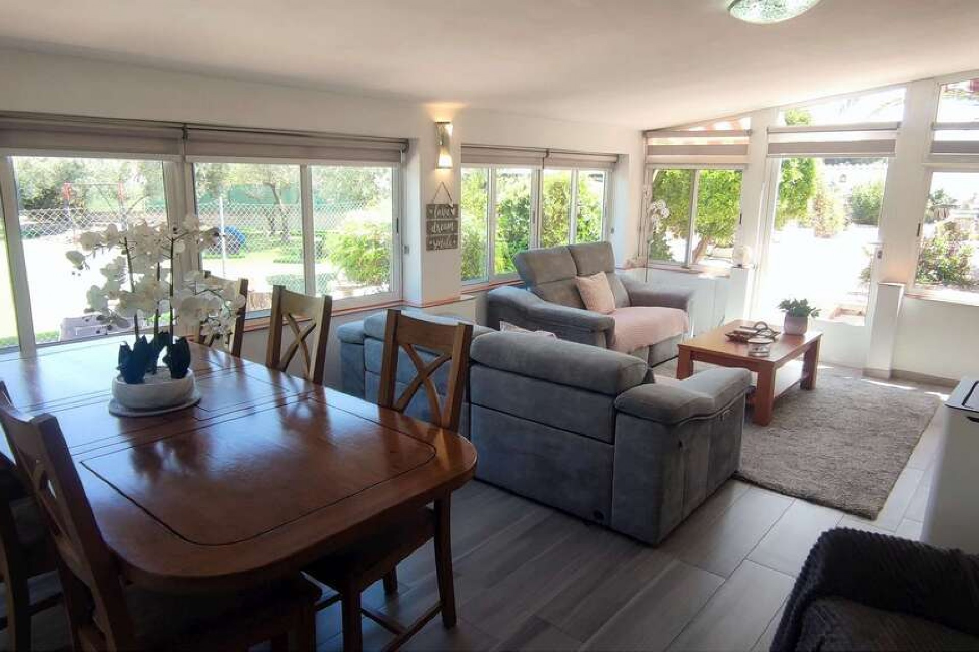 Reventa - Villa -
Sax - Inland