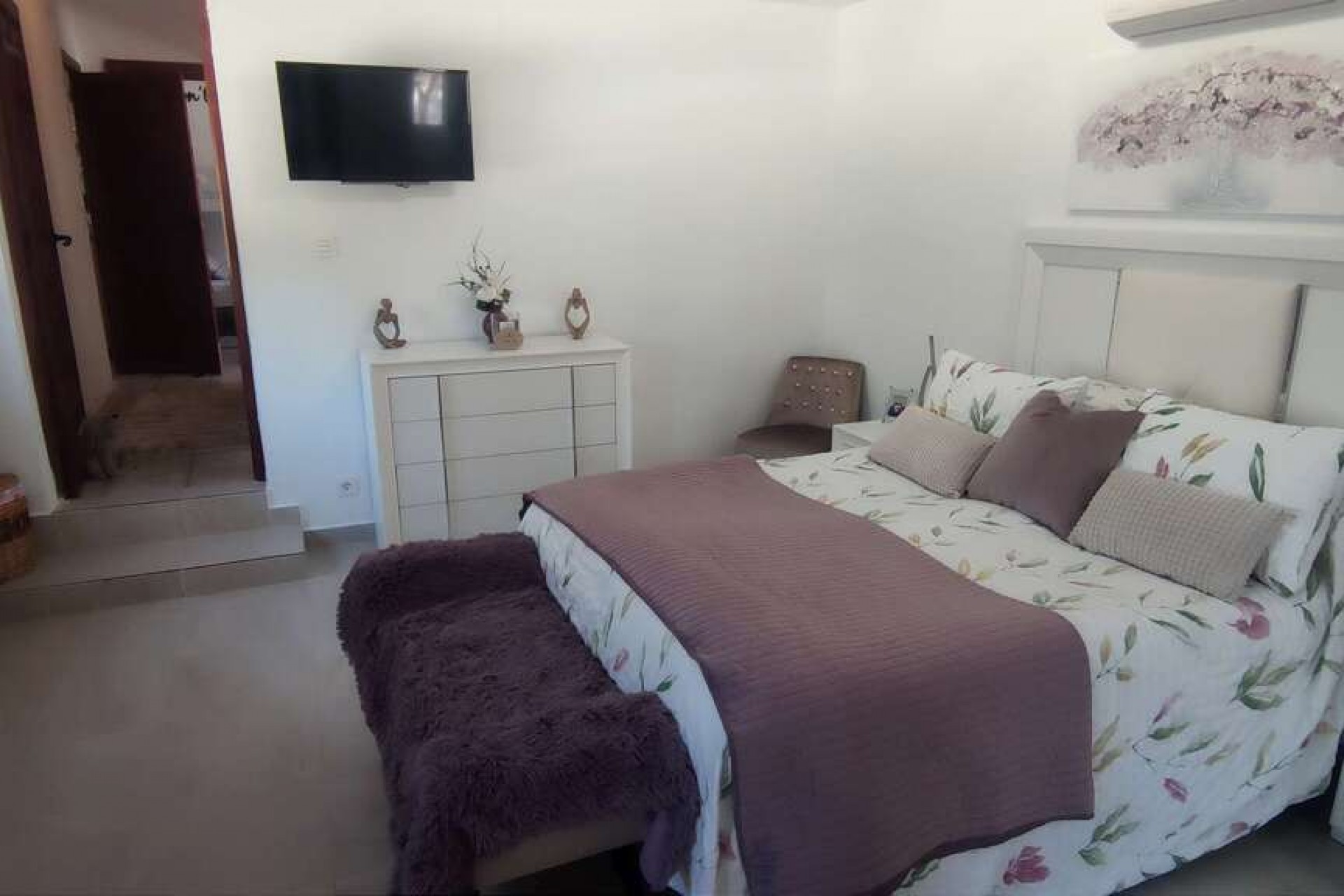 Reventa - Villa -
Sax - Inland