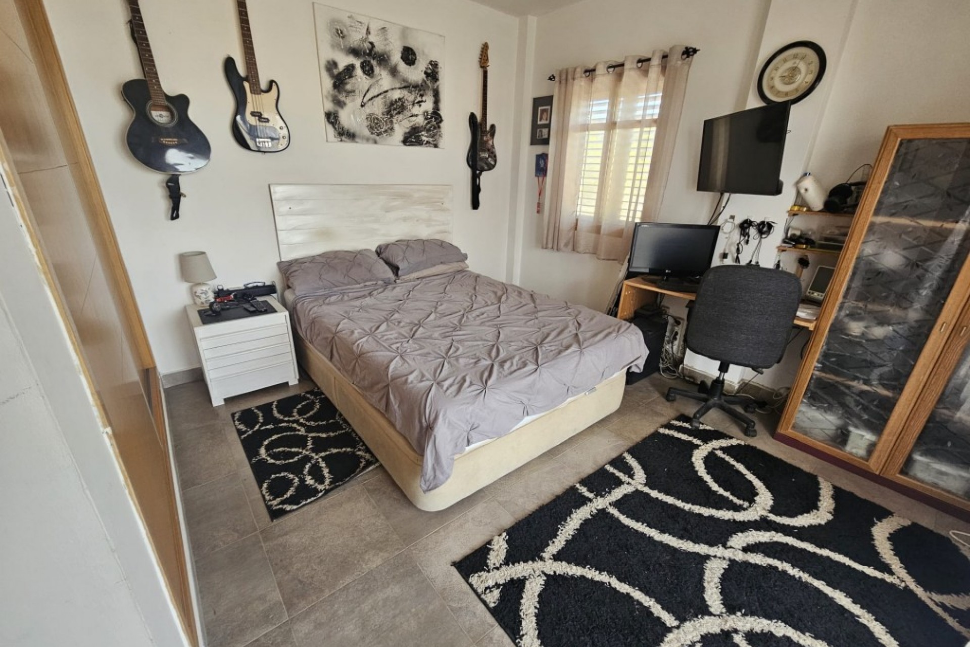 Reventa - Villa -
Sierra Cortina - Inland