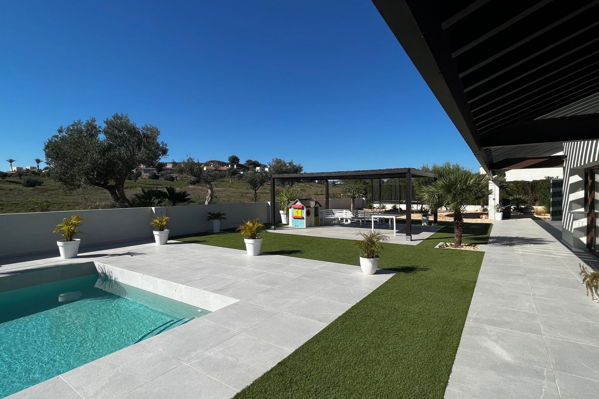 Reventa - Villa -
Sucina - Inland