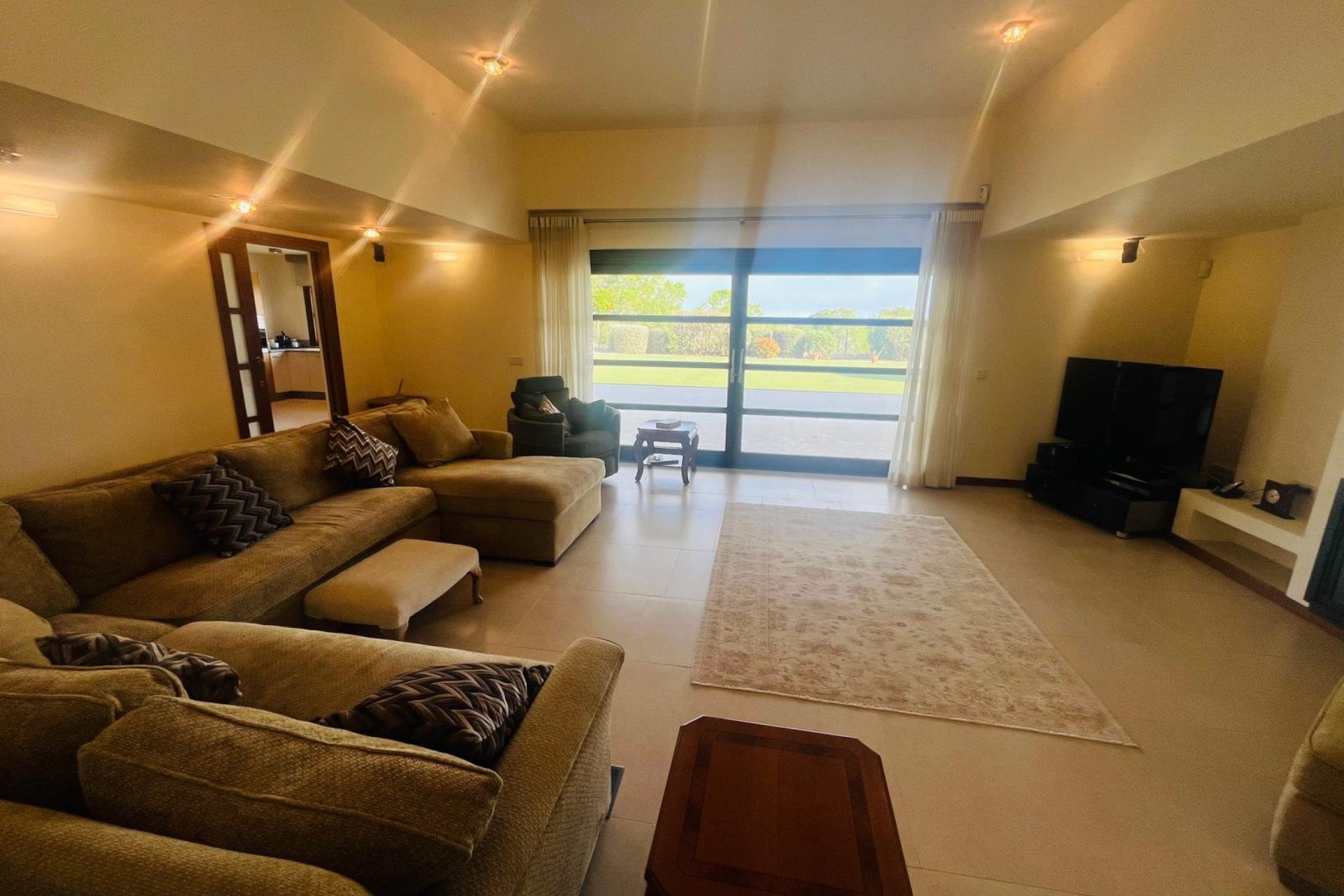 Reventa - Villa -
Sucina - Inland