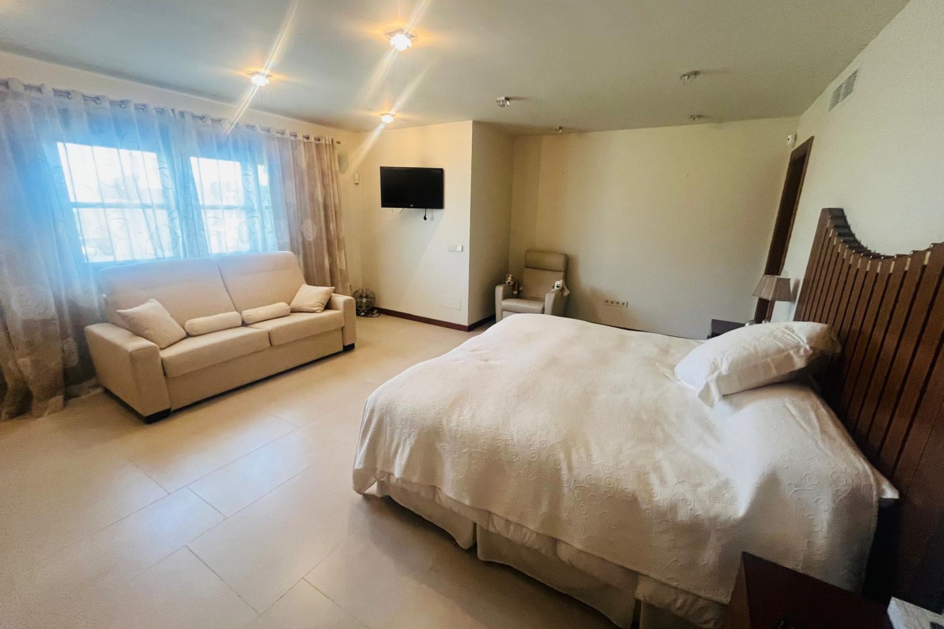 Reventa - Villa -
Sucina - Inland