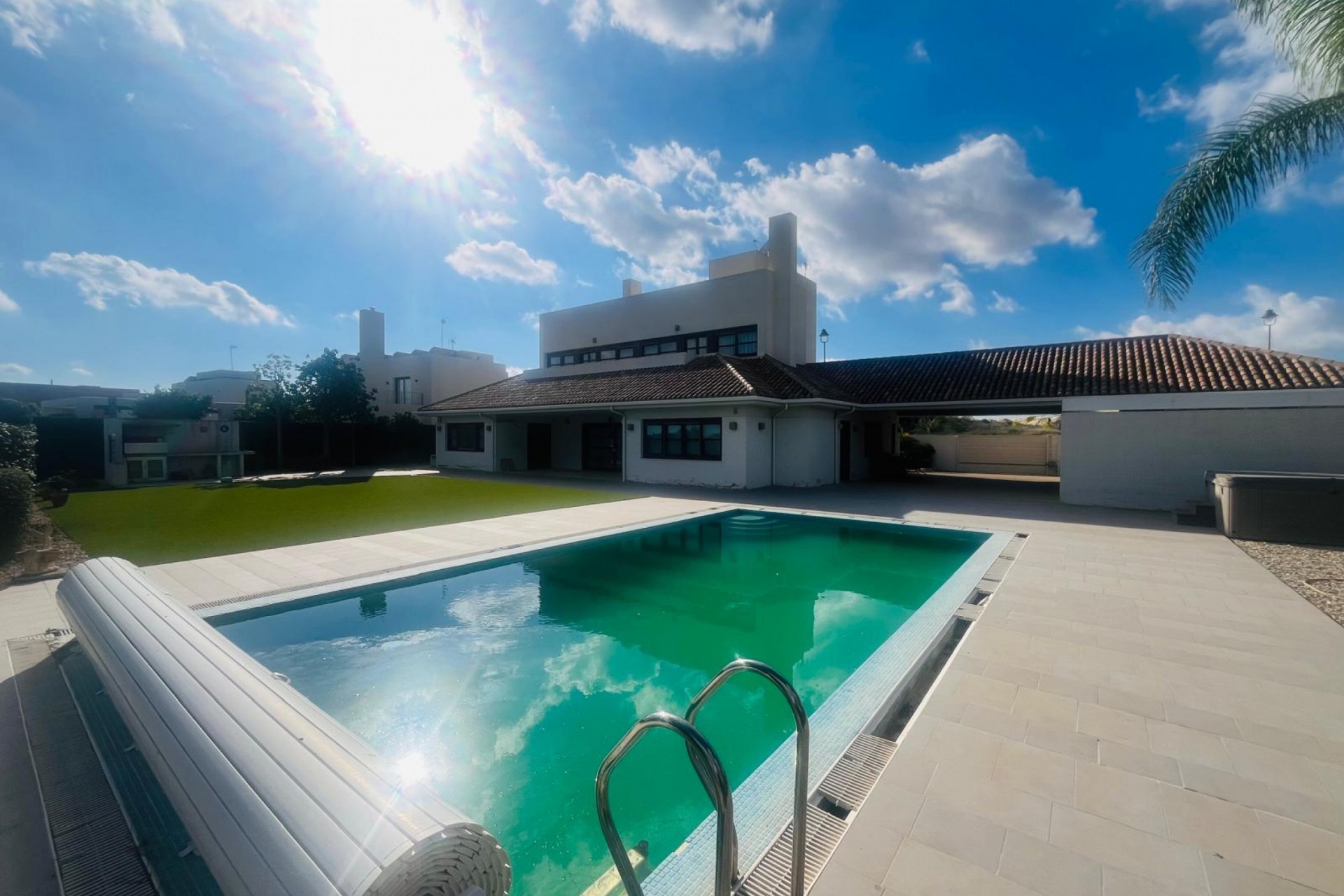 Reventa - Villa -
Sucina - Inland